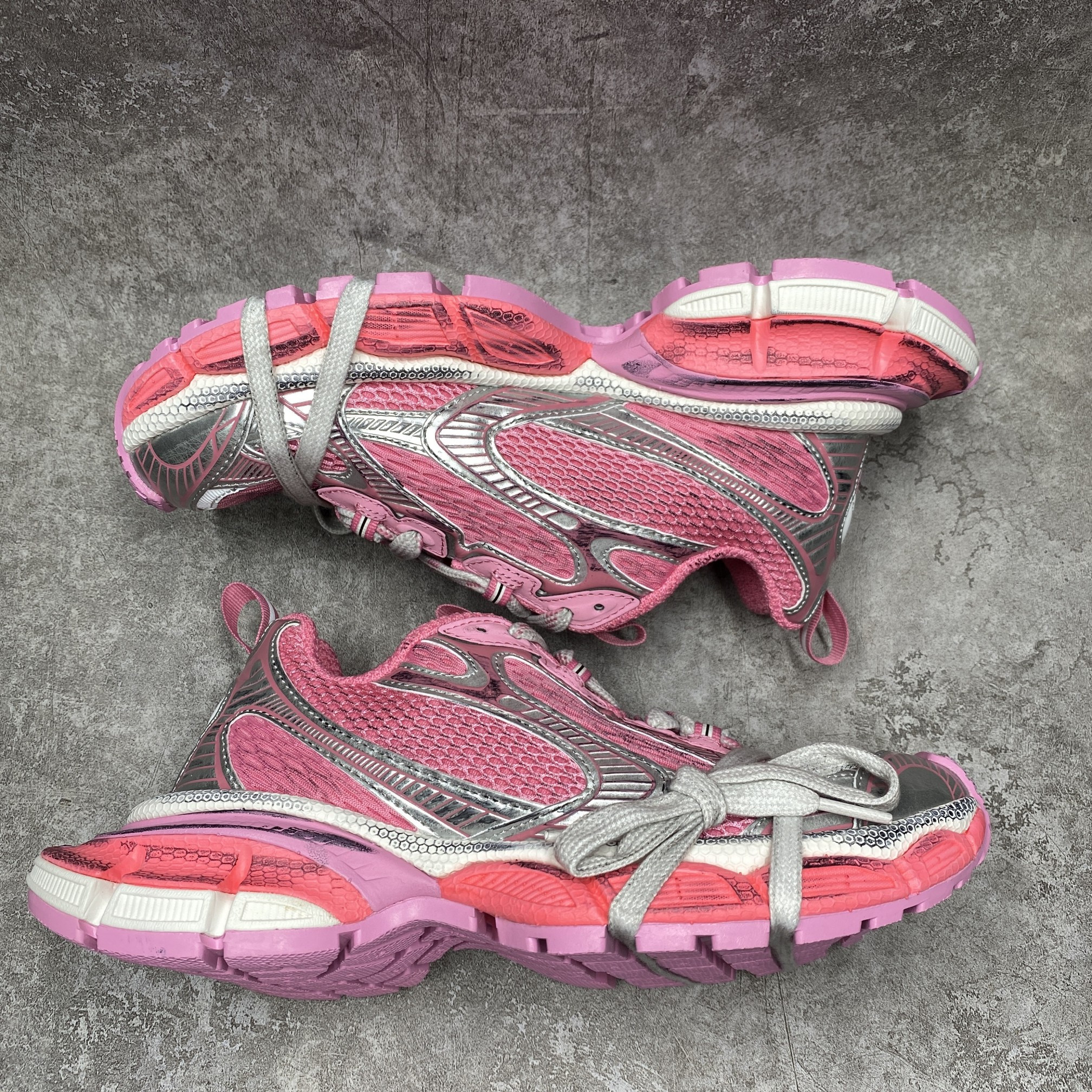 Balenciga 3XL Sneaker Worn Out Pink Silver