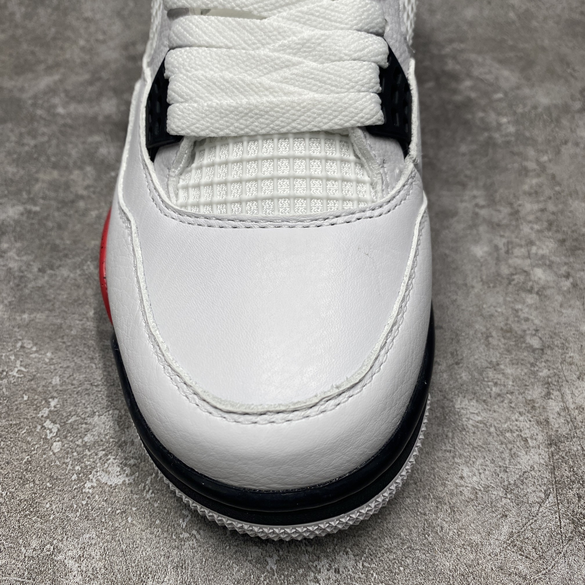 Air Jordan 4 Red Cement