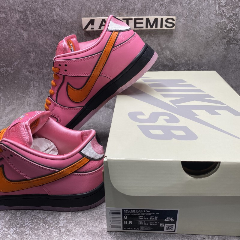 The Powerpuff Girls x Nike Dunk SB Low   PINK