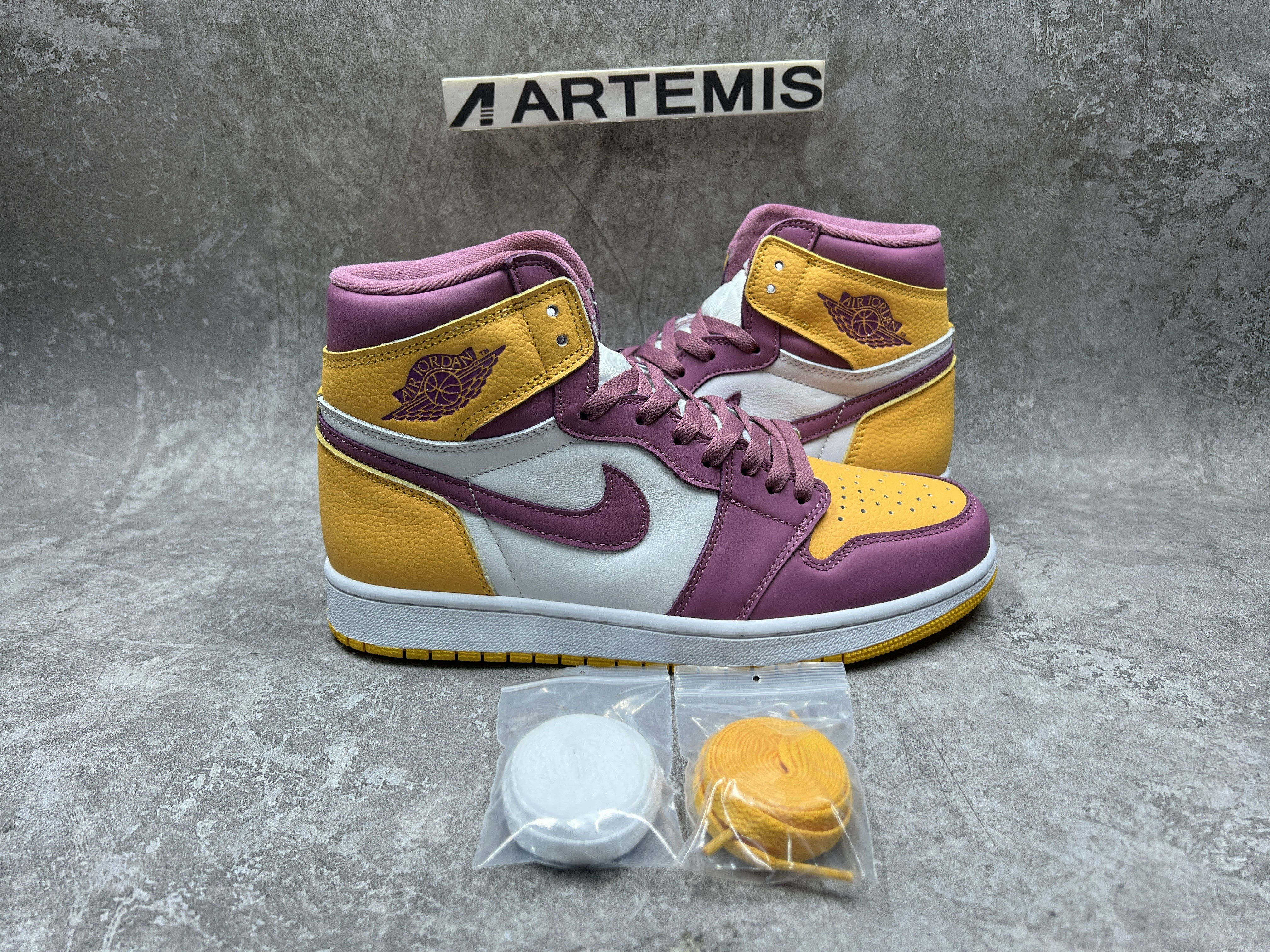 Air Jordan 1 High Retro OG Brotherhood