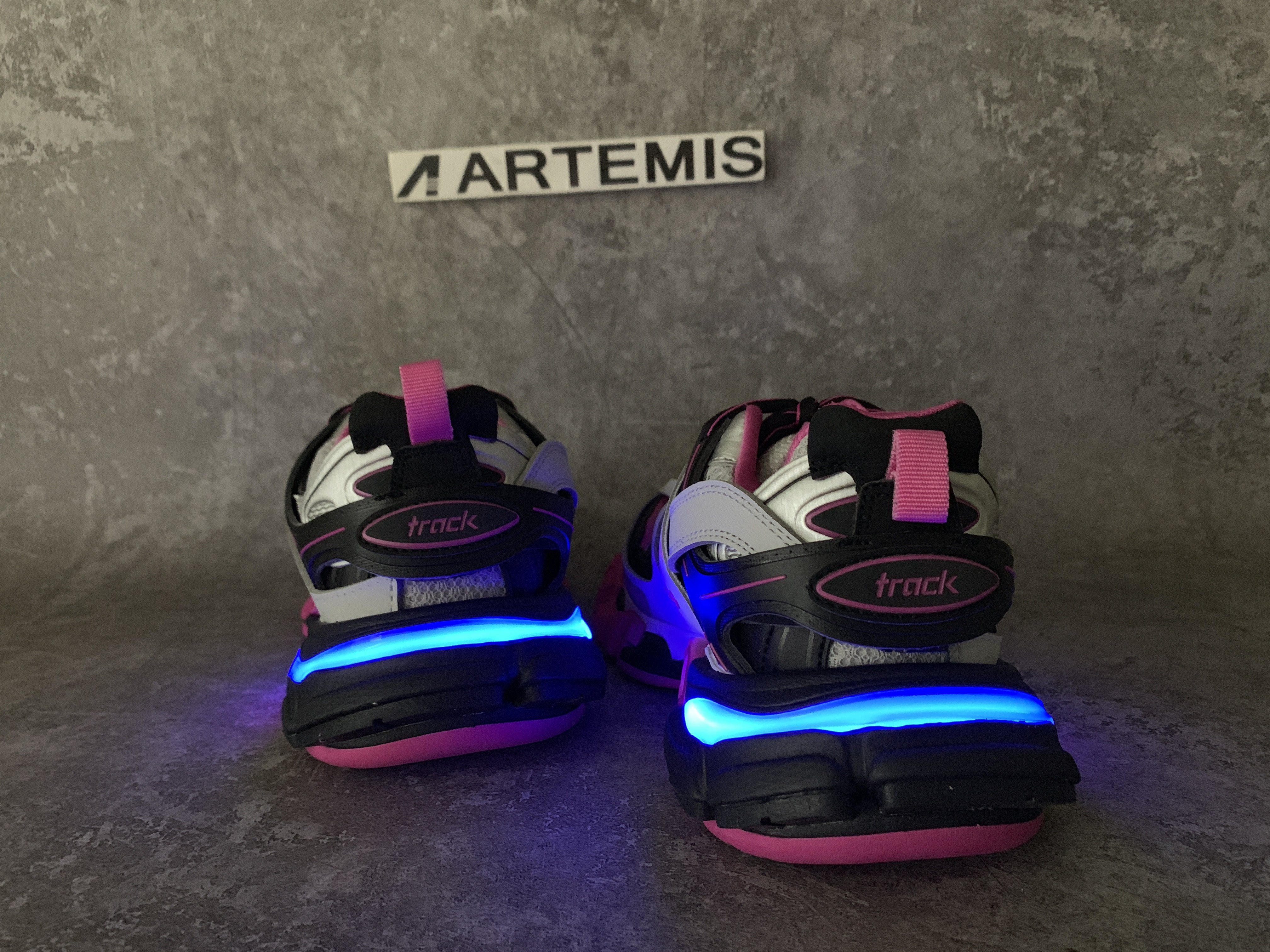 Balenciga Track Sneaker Pink Black