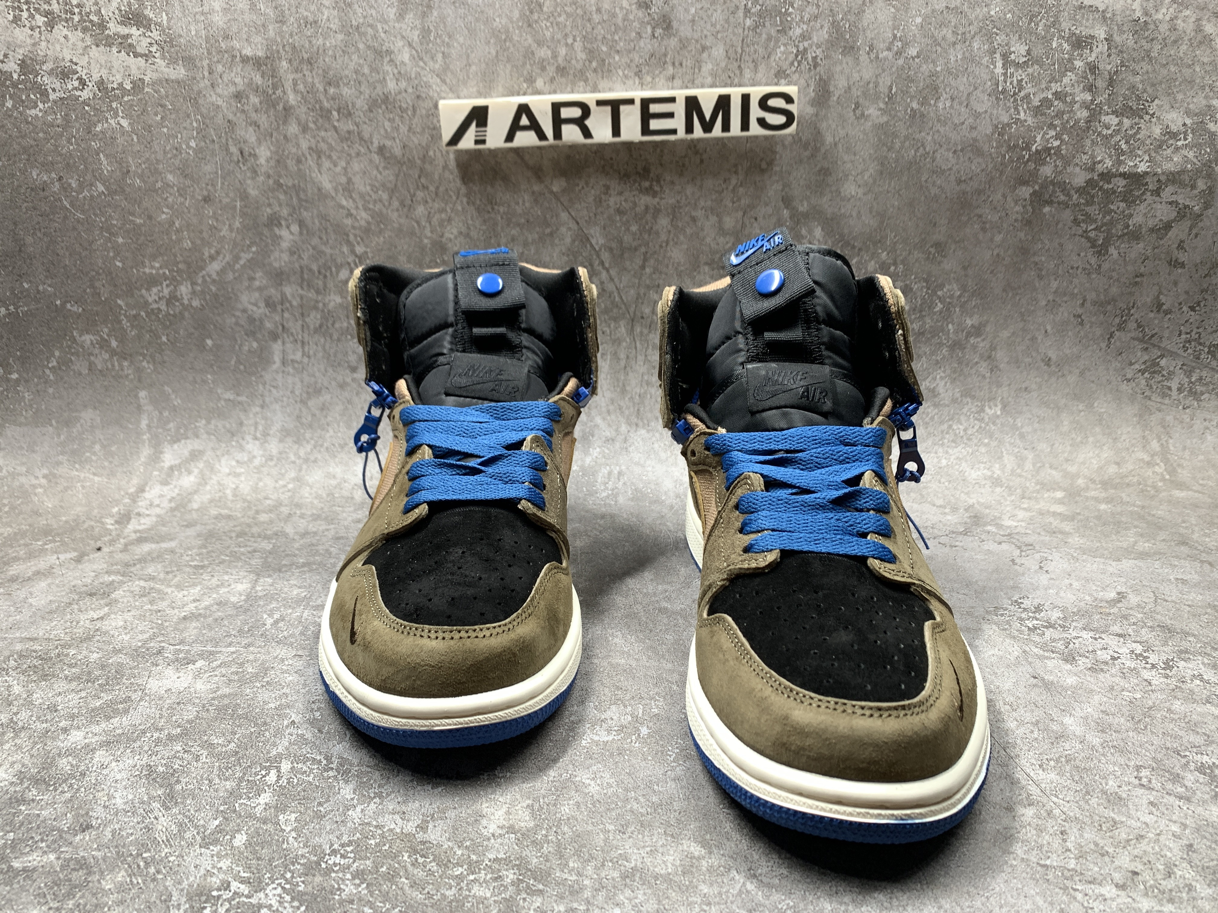 Air Jordan 1 High Switch Lets You Go From High To Low With Zippers