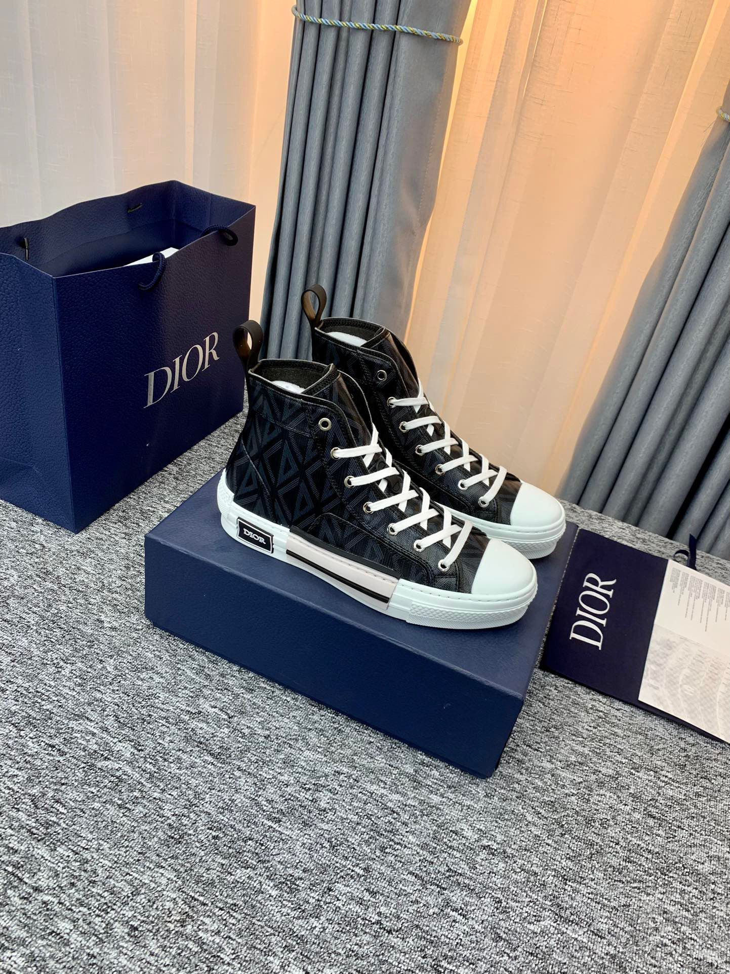 d*or b23 high top black cd Di*m*nd