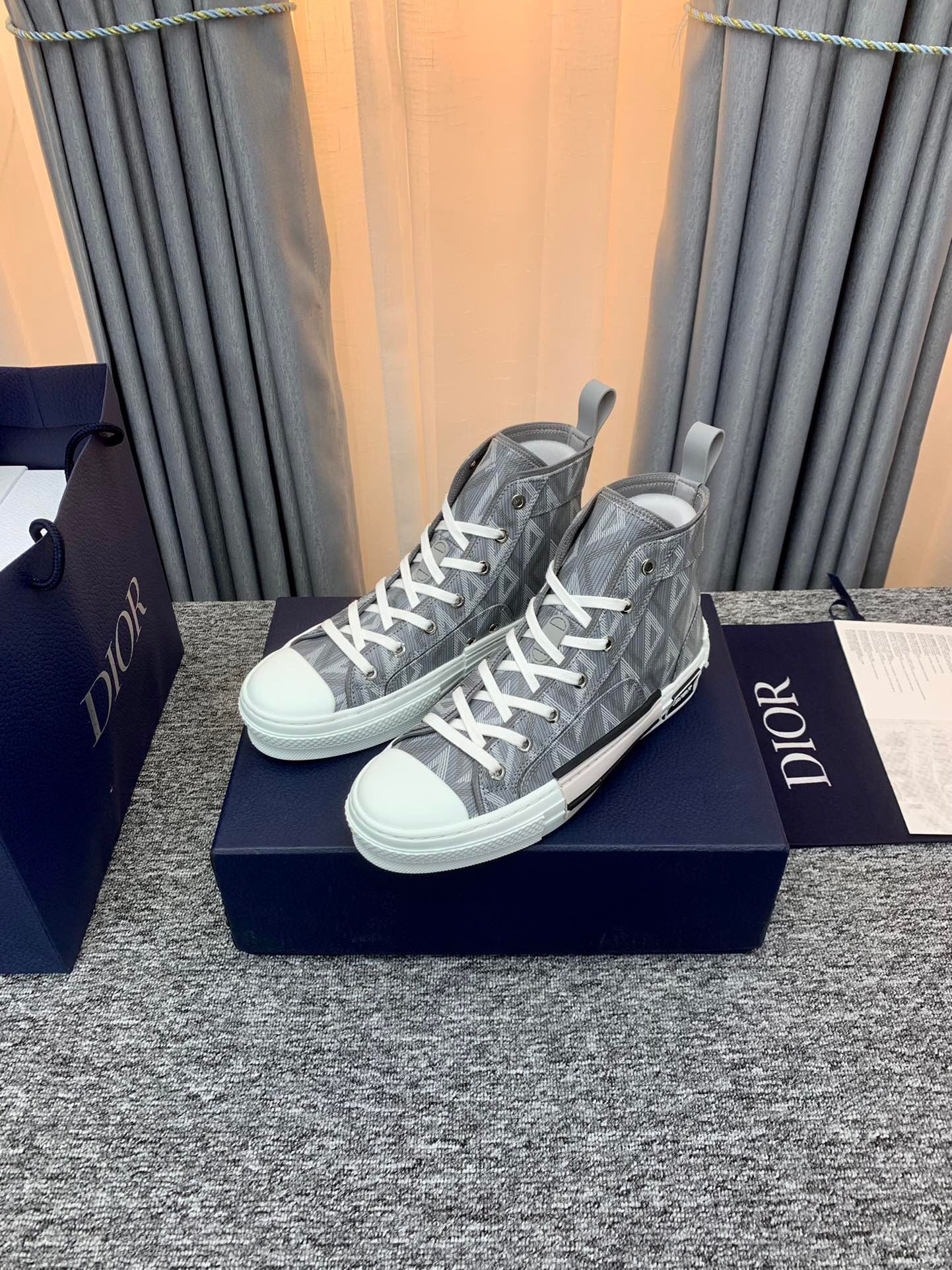 d*or b23 high top gray cd Di*m*nd