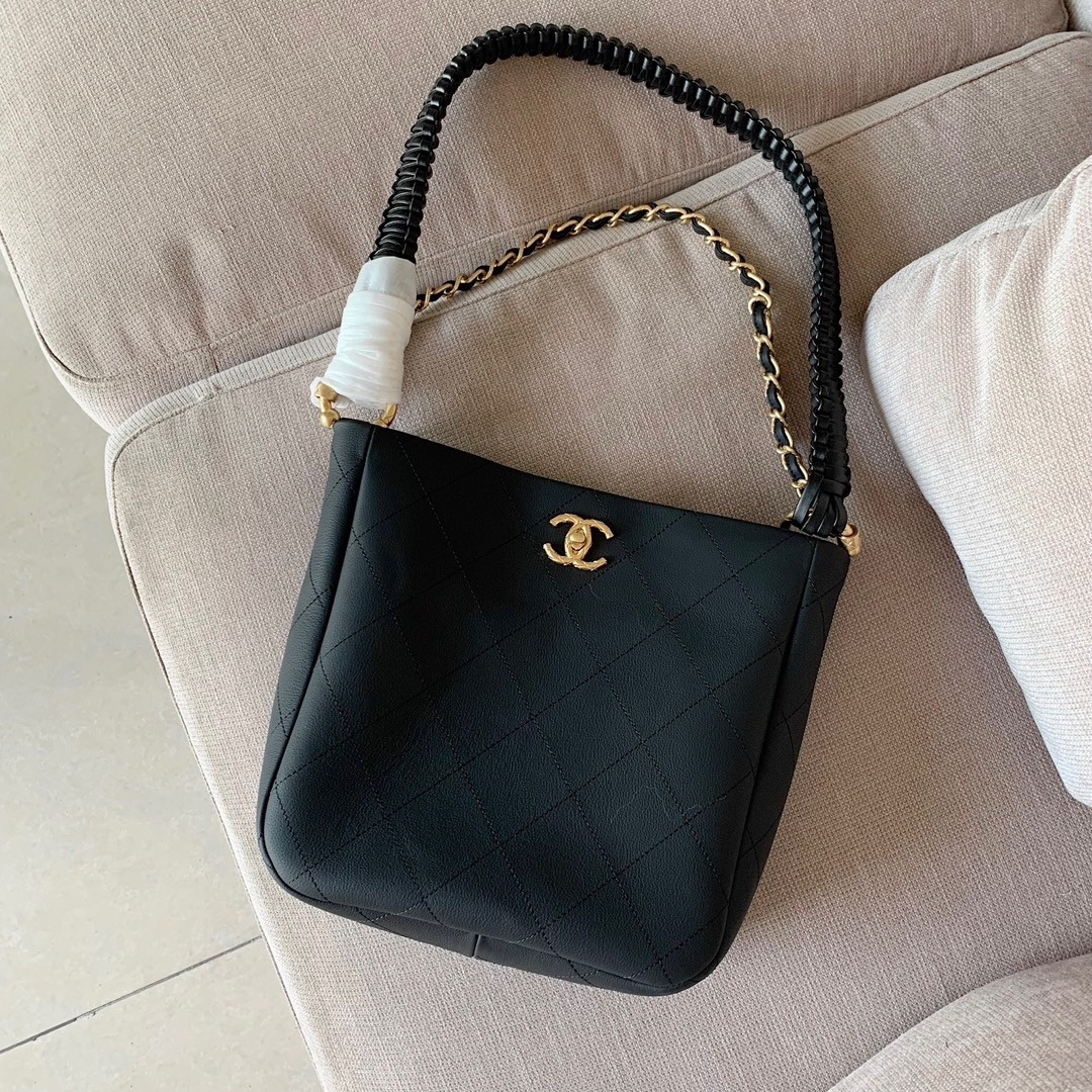 Ch*el 23a hippy hobo bag