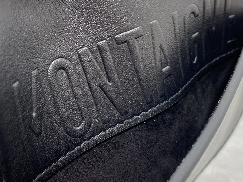 SMALL 30 MONTAIGNE AVENUE BAG black Box Calfskin
