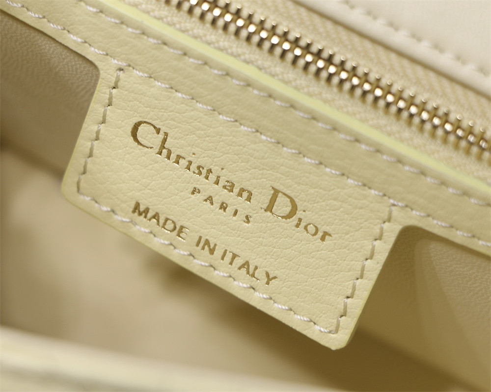 small d*or caro bag light yellow S*pple cannage calfskin 20 x 12 x 7 cm