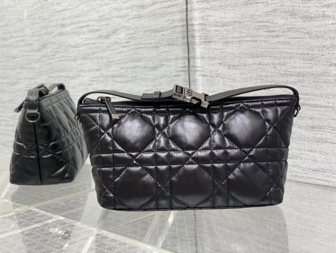medium D*or travel nomad pouch black