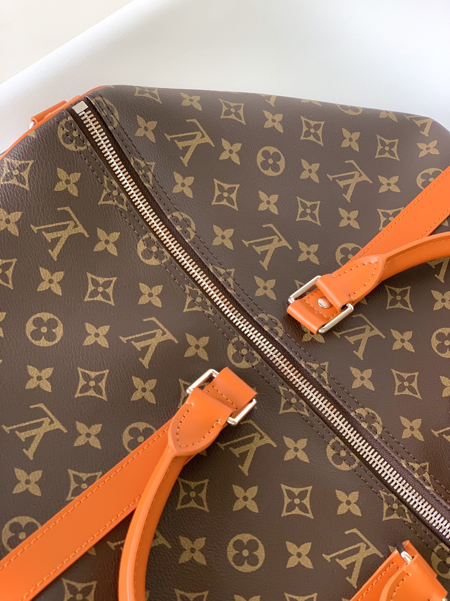 l0*is V*t0n keepall bandoulière 50 m46670
