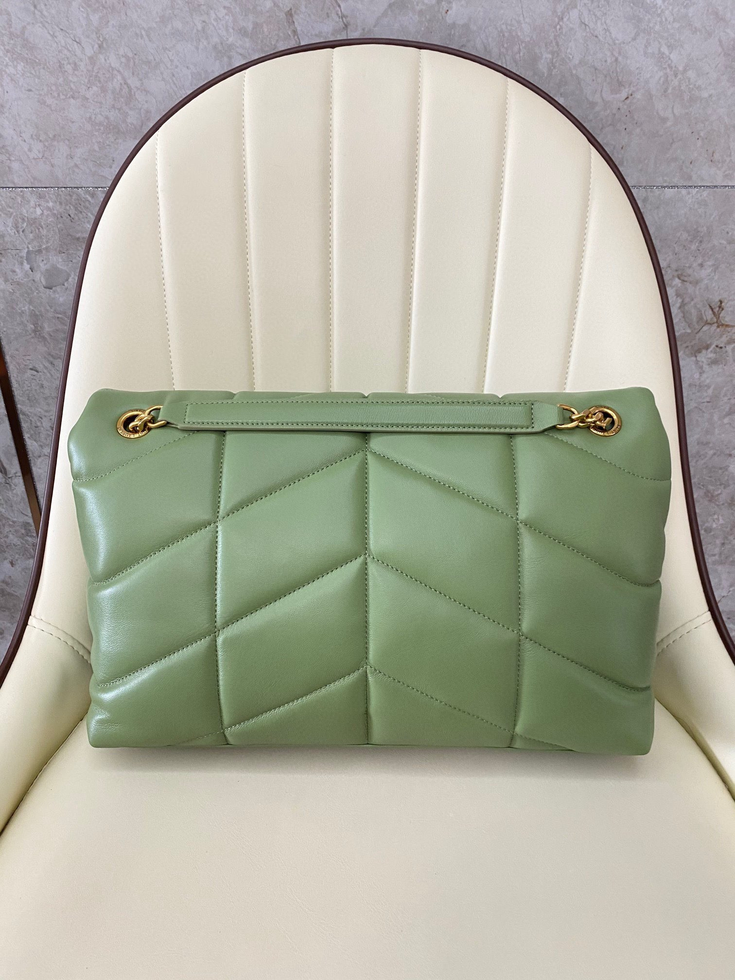 Y*L puffer medium in nappa leather light green 13.7 x 9 x 5.3 inches