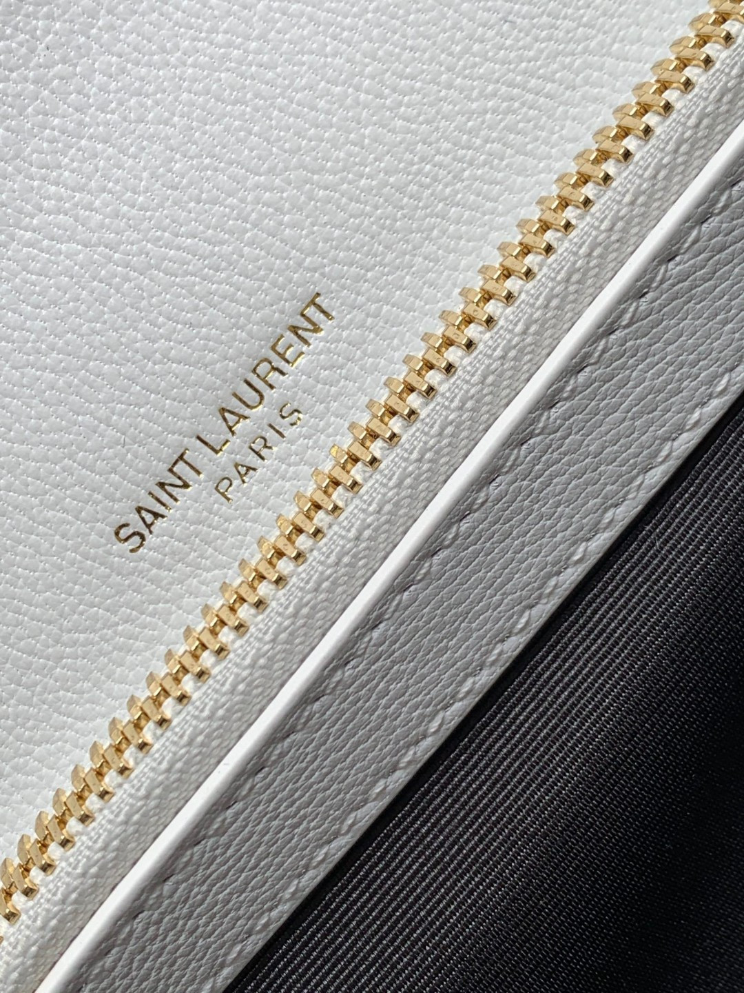 Y*L college medium in quilted leather white  9.4 x 6.6 x 2.5 inches