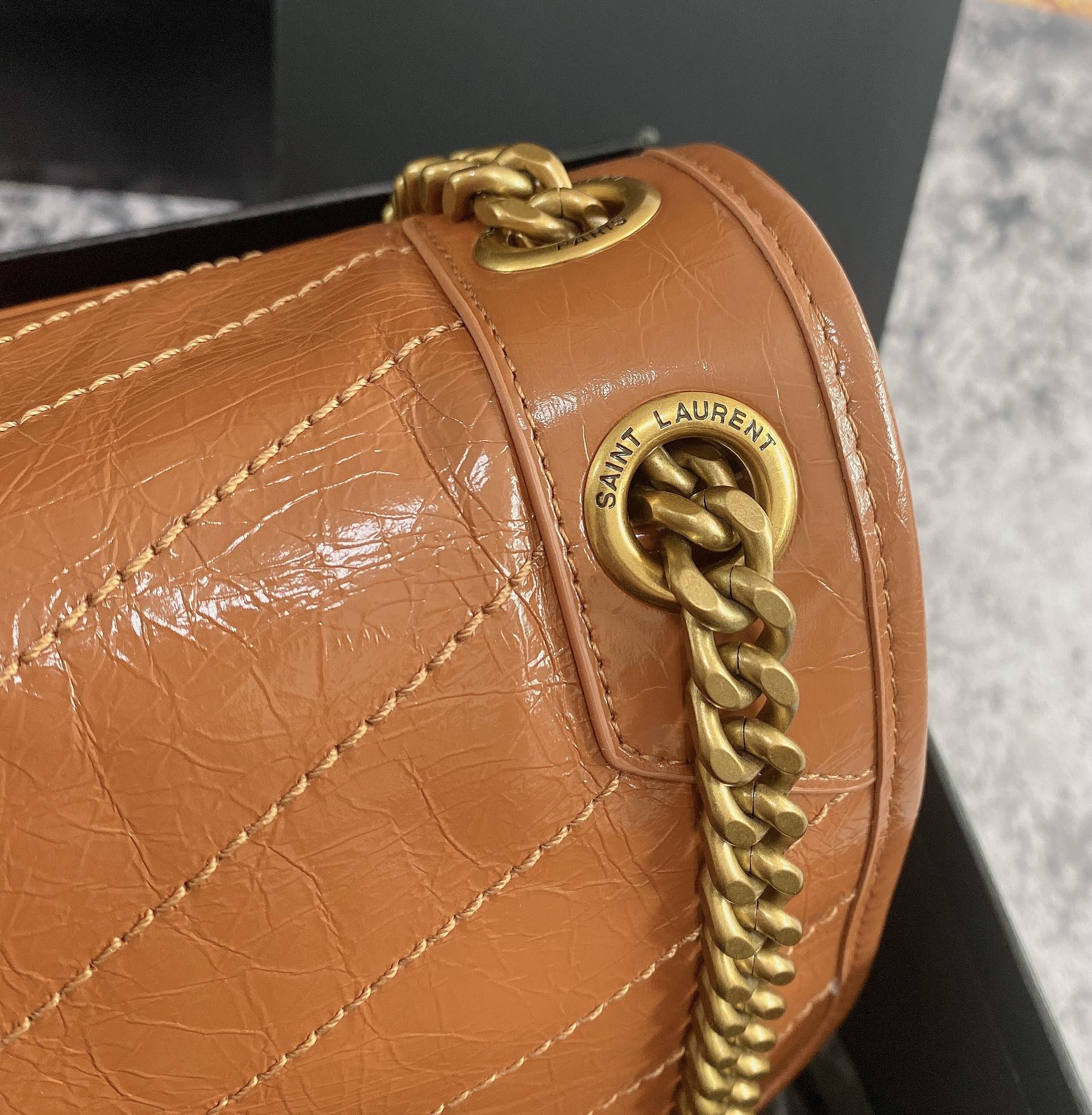 Y*L niki medium in vintage leather light caramel 11 x 7.8 x 3.3 inches