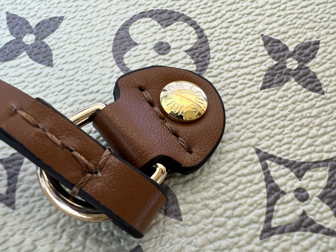 LV M40955 Neverfull MM 12.6 x 11.4 x 6.7 inches Without Box