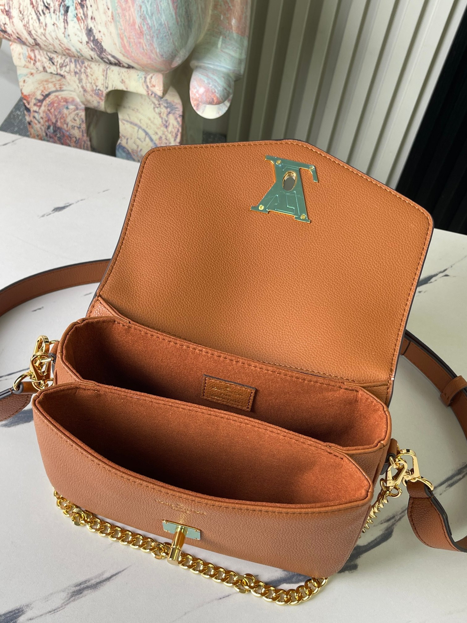 LV M22952  Oxford 8.7 x 6.3 x 3.7 inches