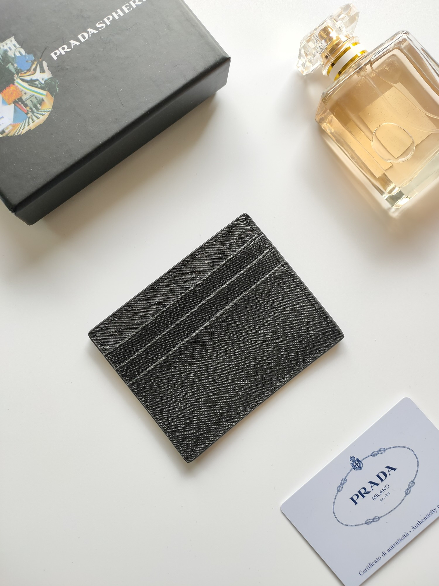 Pra*a card holder 8-10cm
