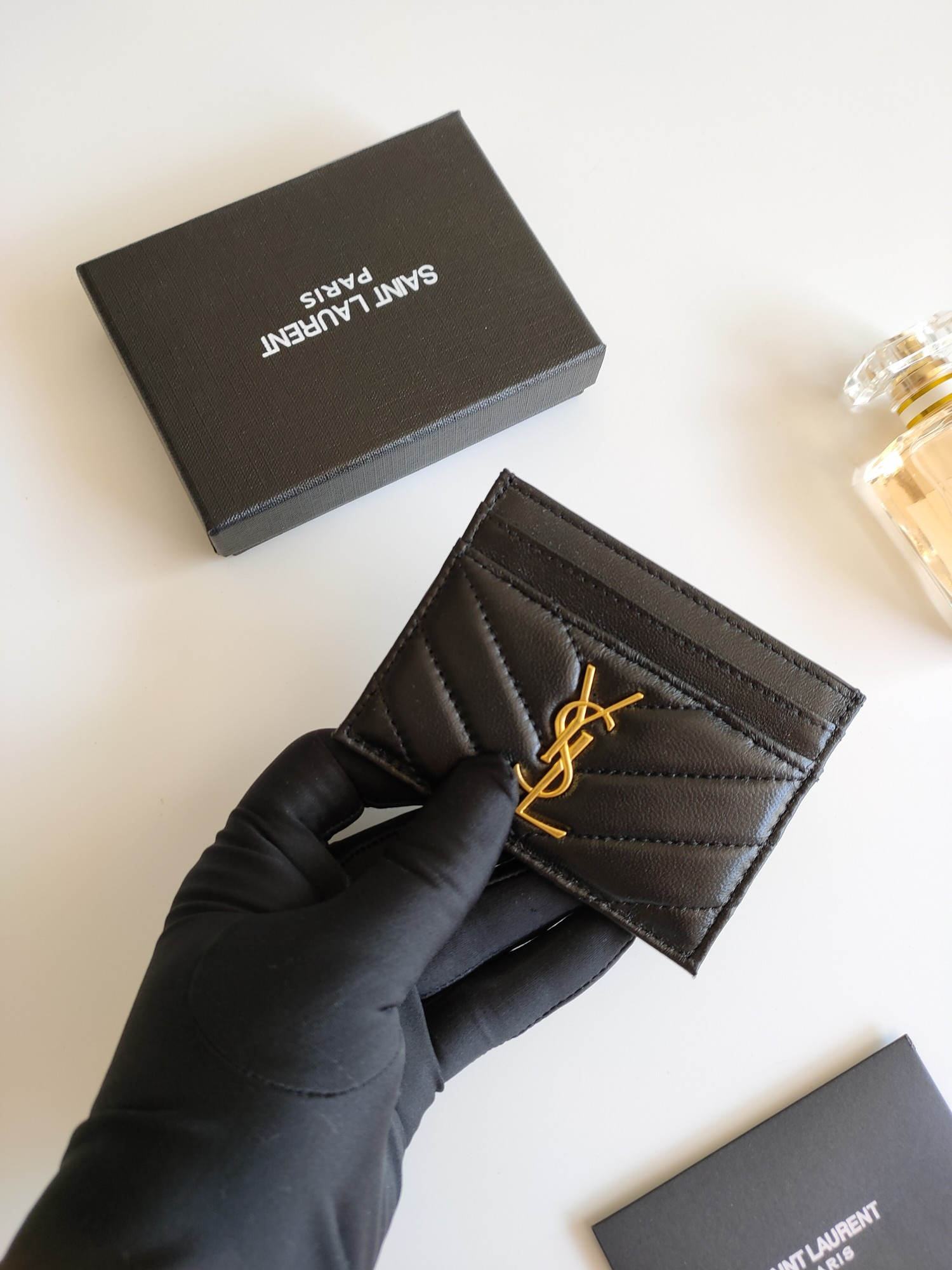 Y*L card holder 10.5×7.5×0.5cm