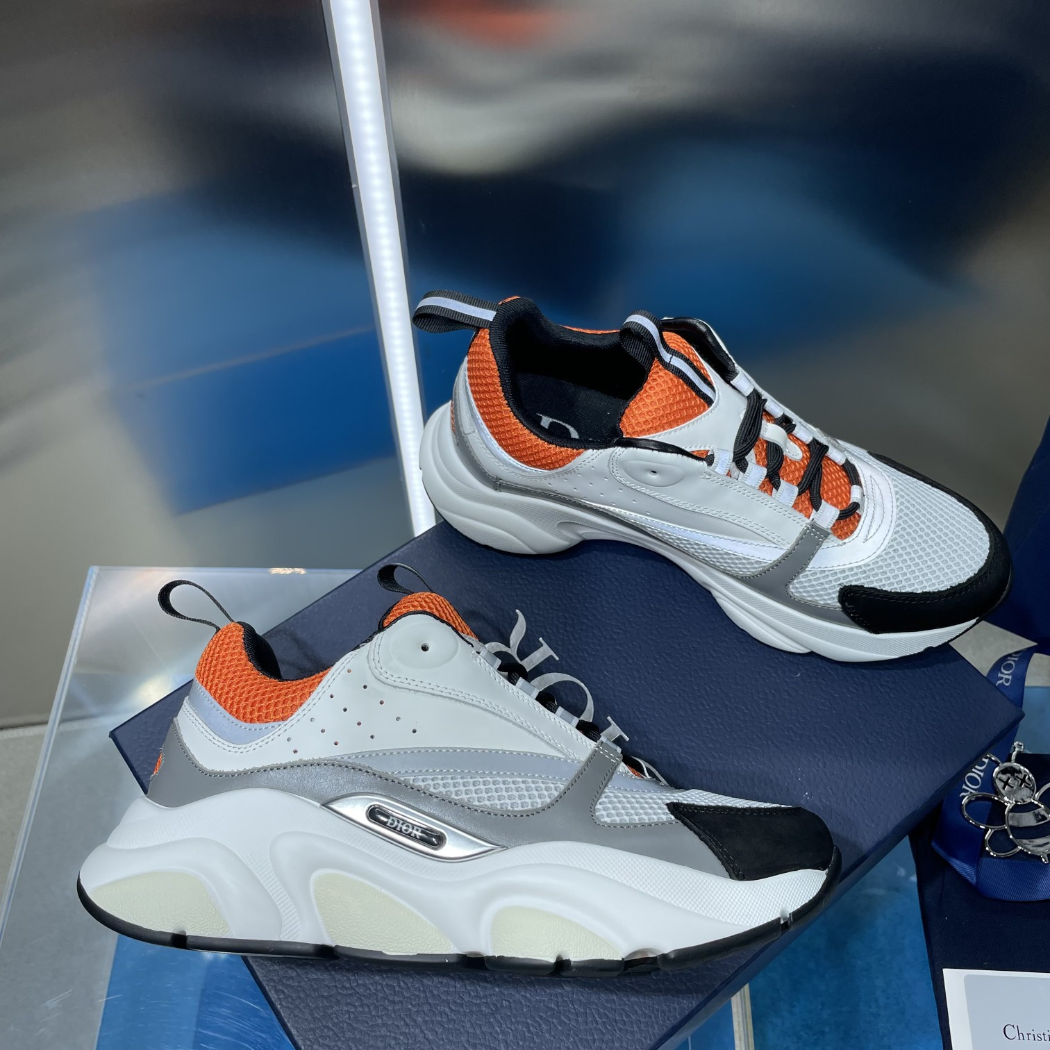 ua D*or b22 sneaker