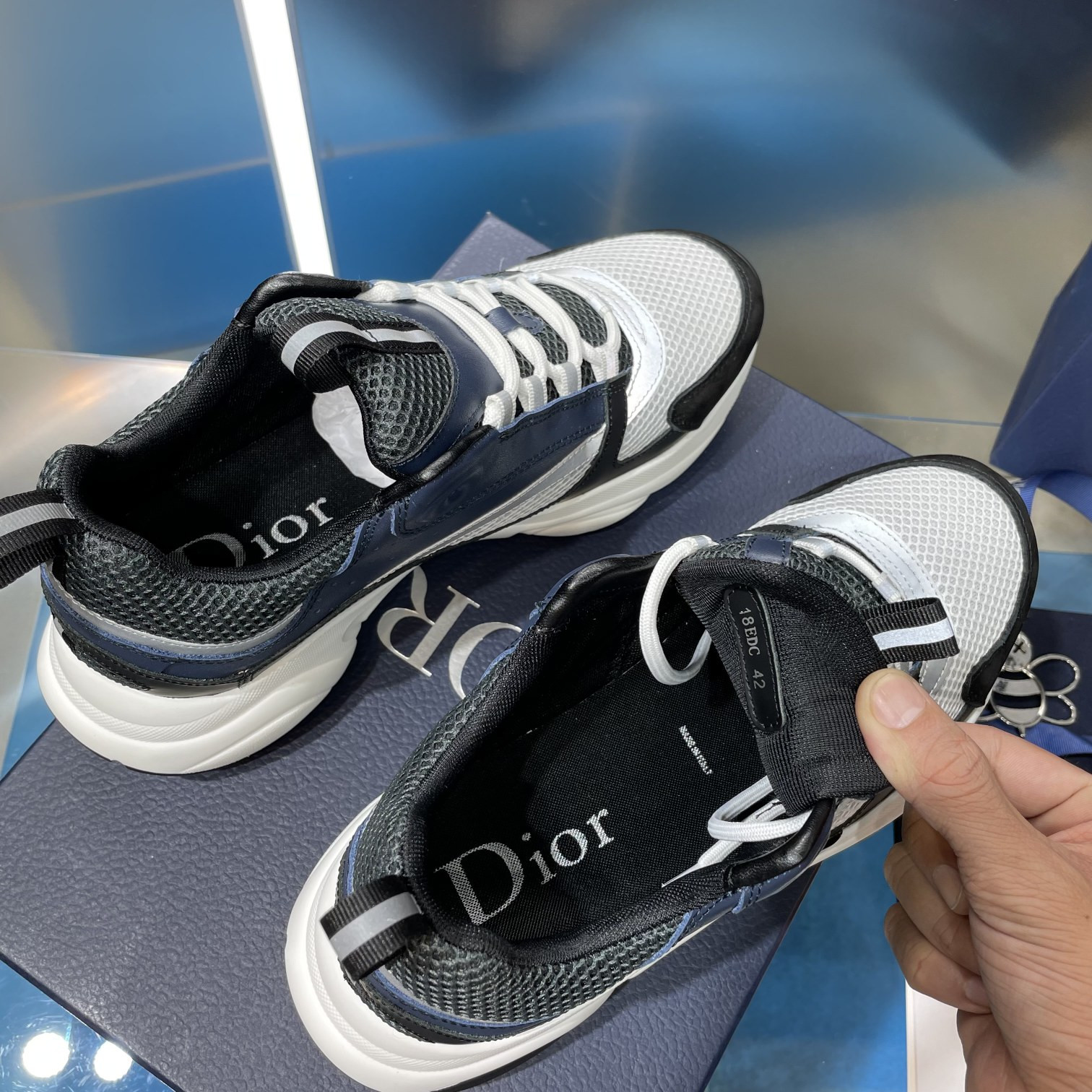 ua D*or b22 sneaker