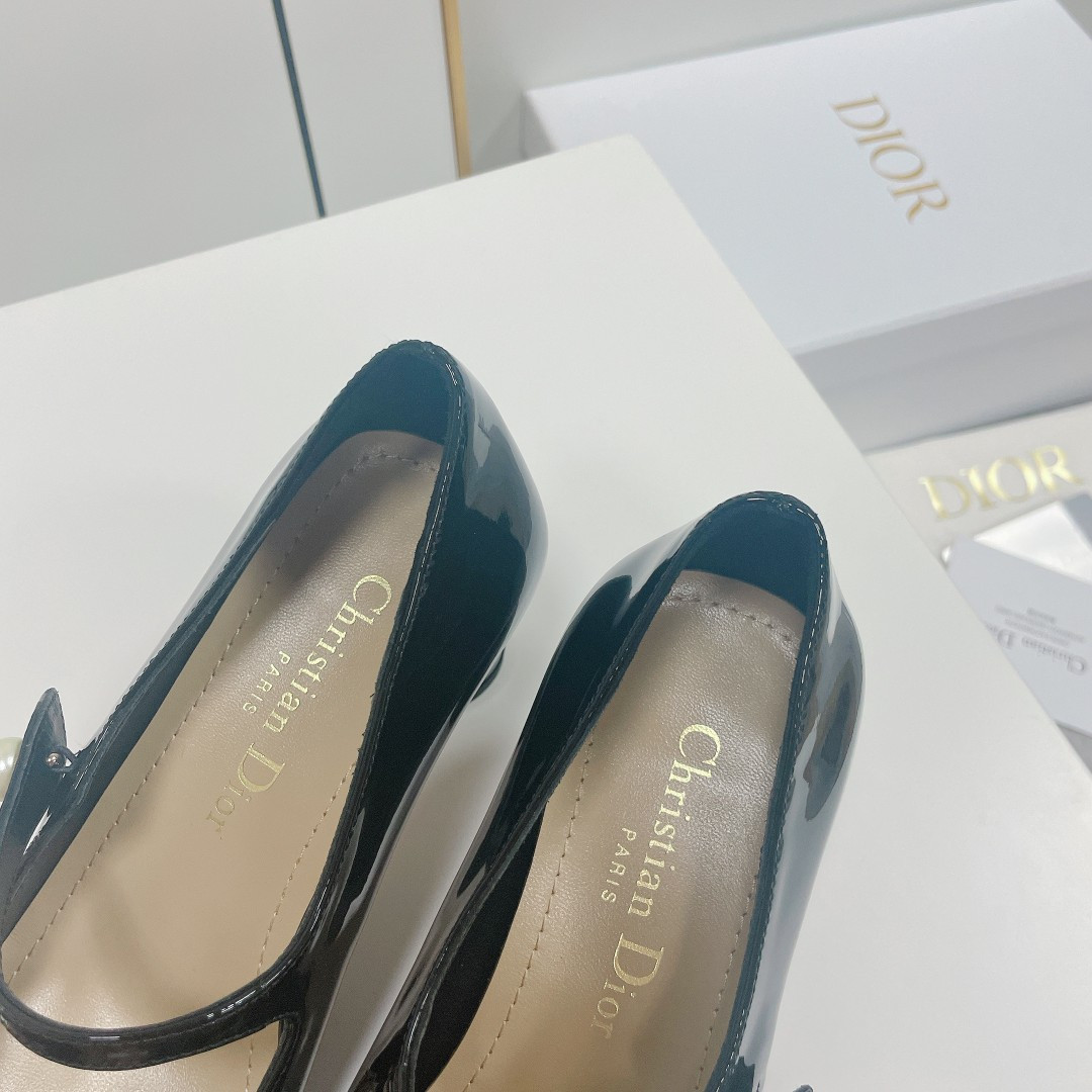 ua jolie D*or pump