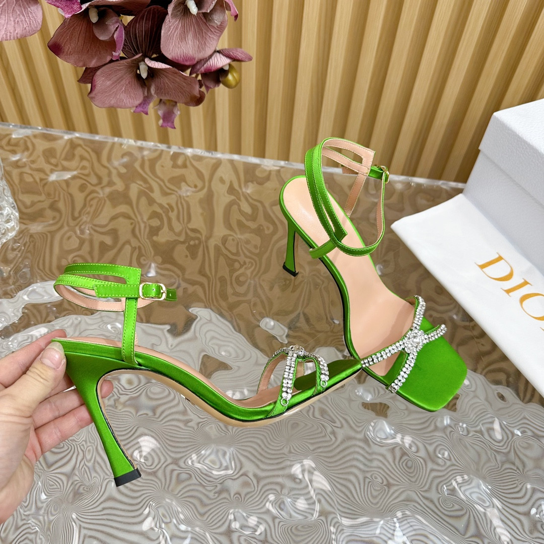 ua D*or slingback pump