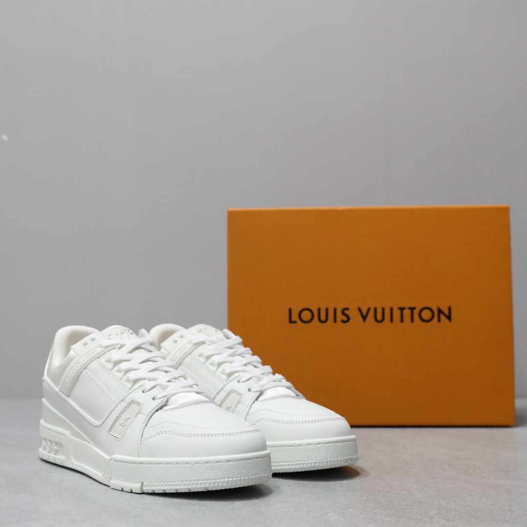 UA LV Trainer Sneaker