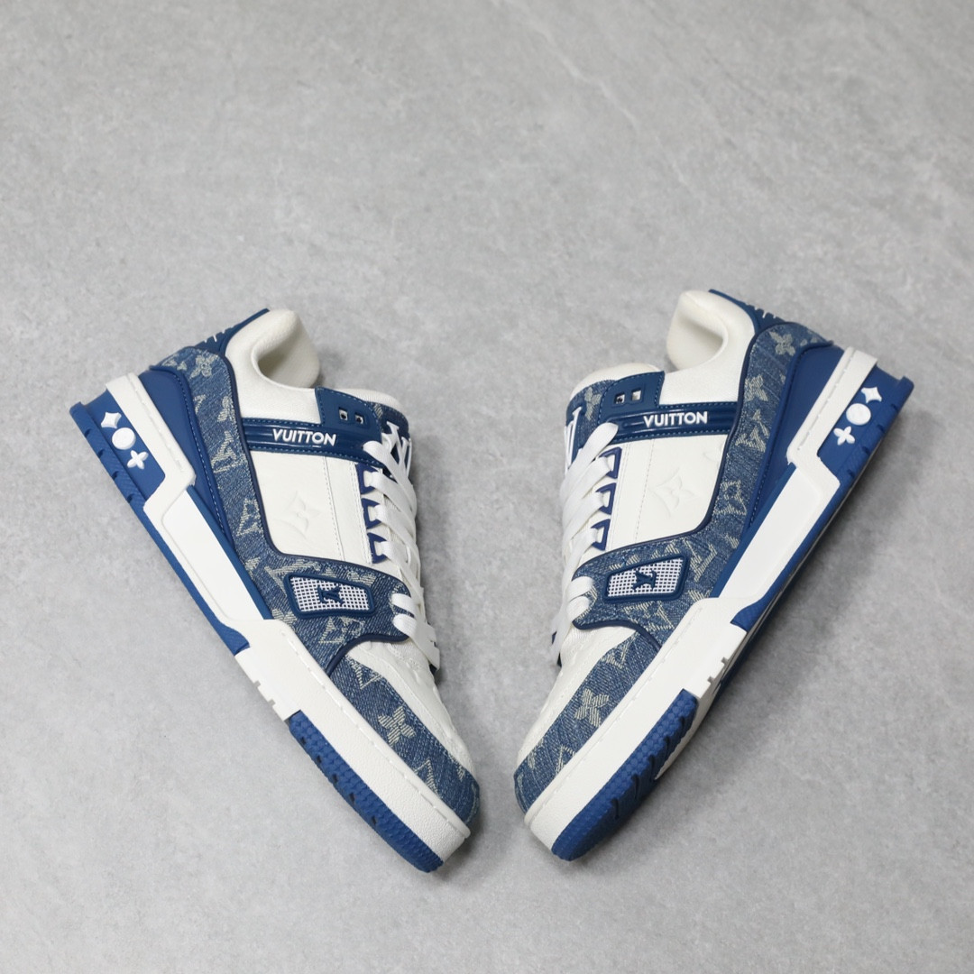 UA LV Trainer Sneaker
