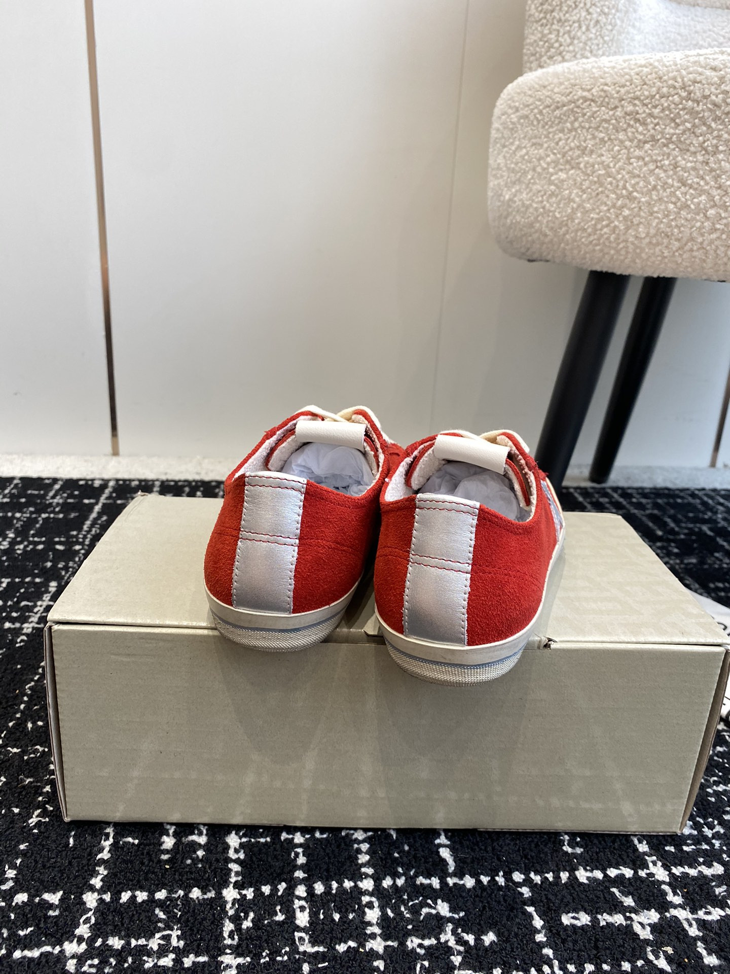 UA Golden Goose V-STAR Sneaker