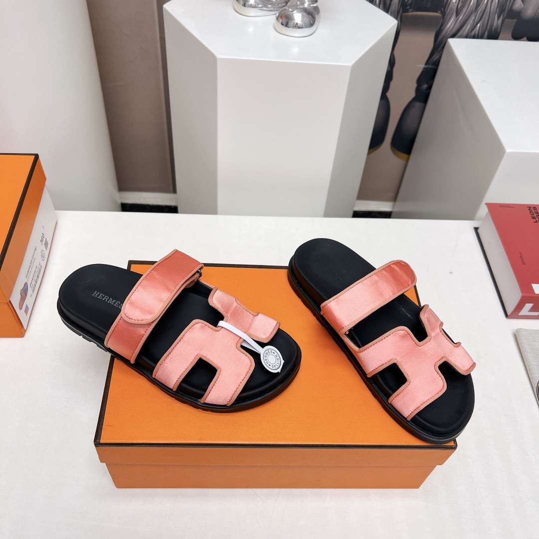 ua H**me5 chypre sandal