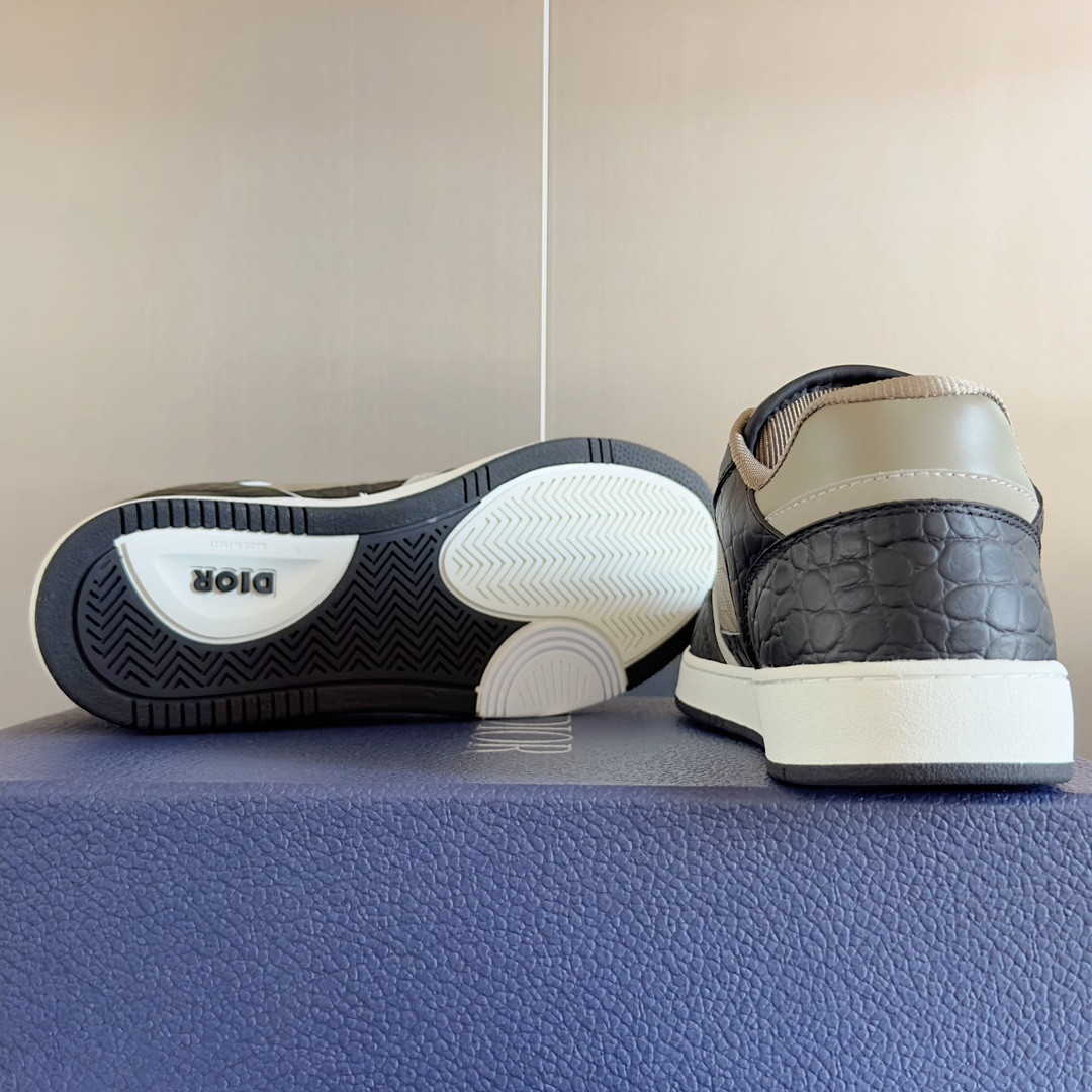 ua D*or b27 sneaker
