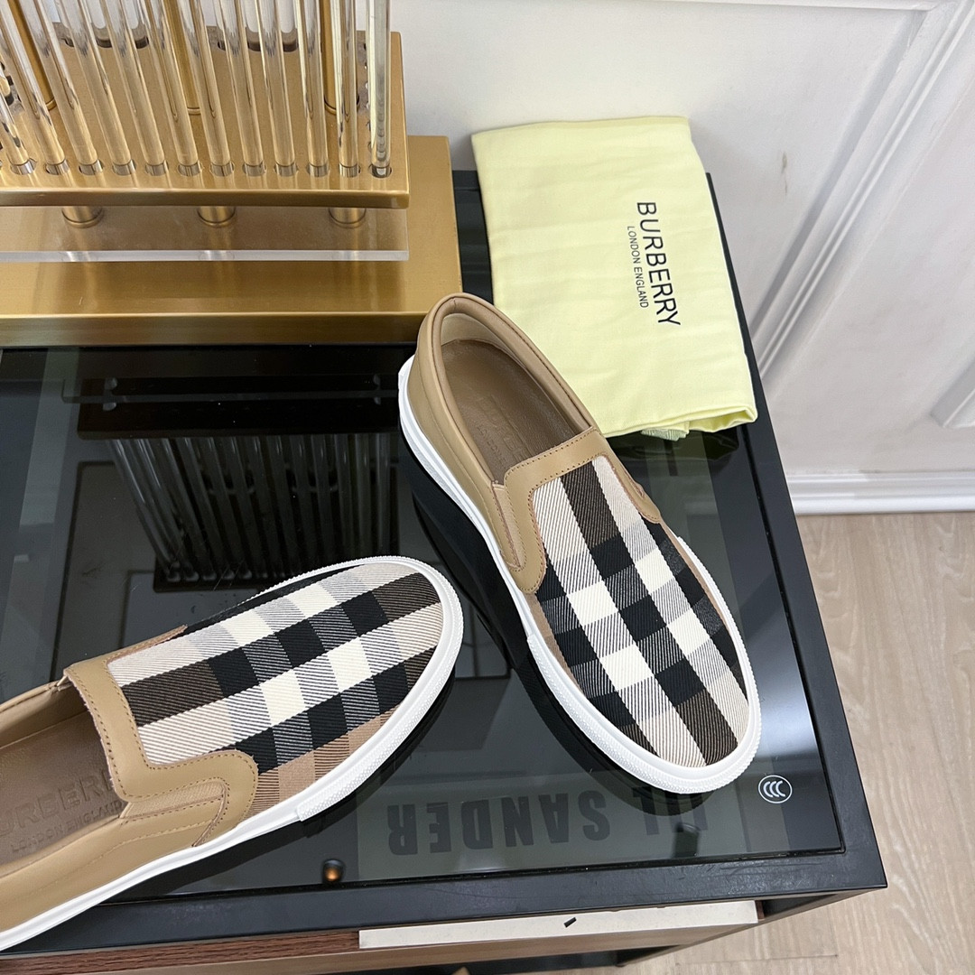 ua B**rry slip on sneakers