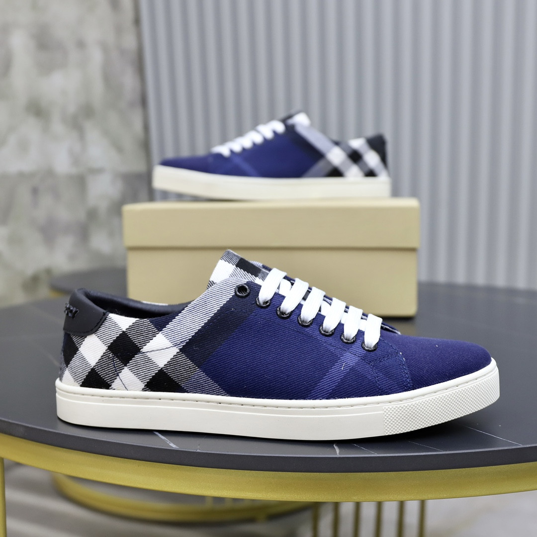 ua B**rry sneakers