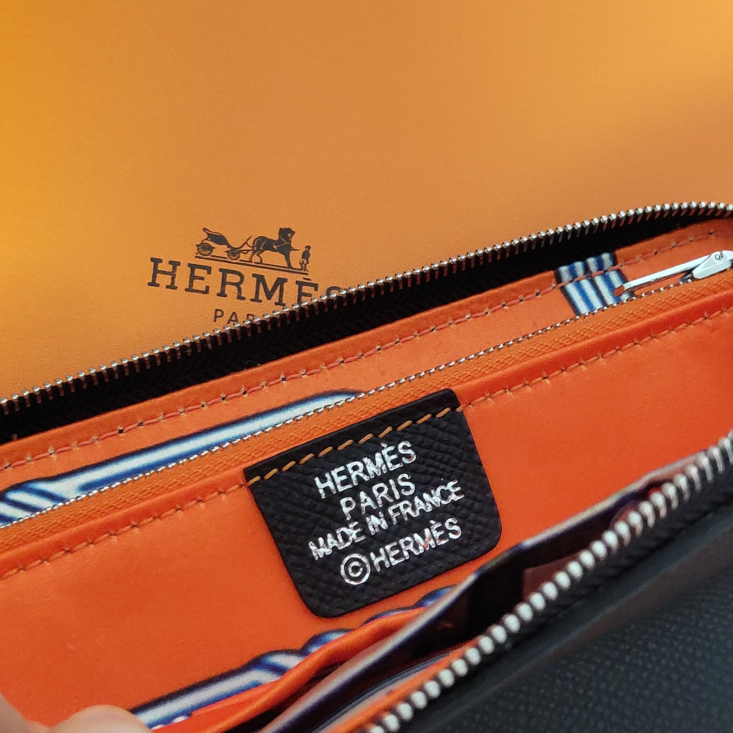 H**me5 long wallet 20x11cm