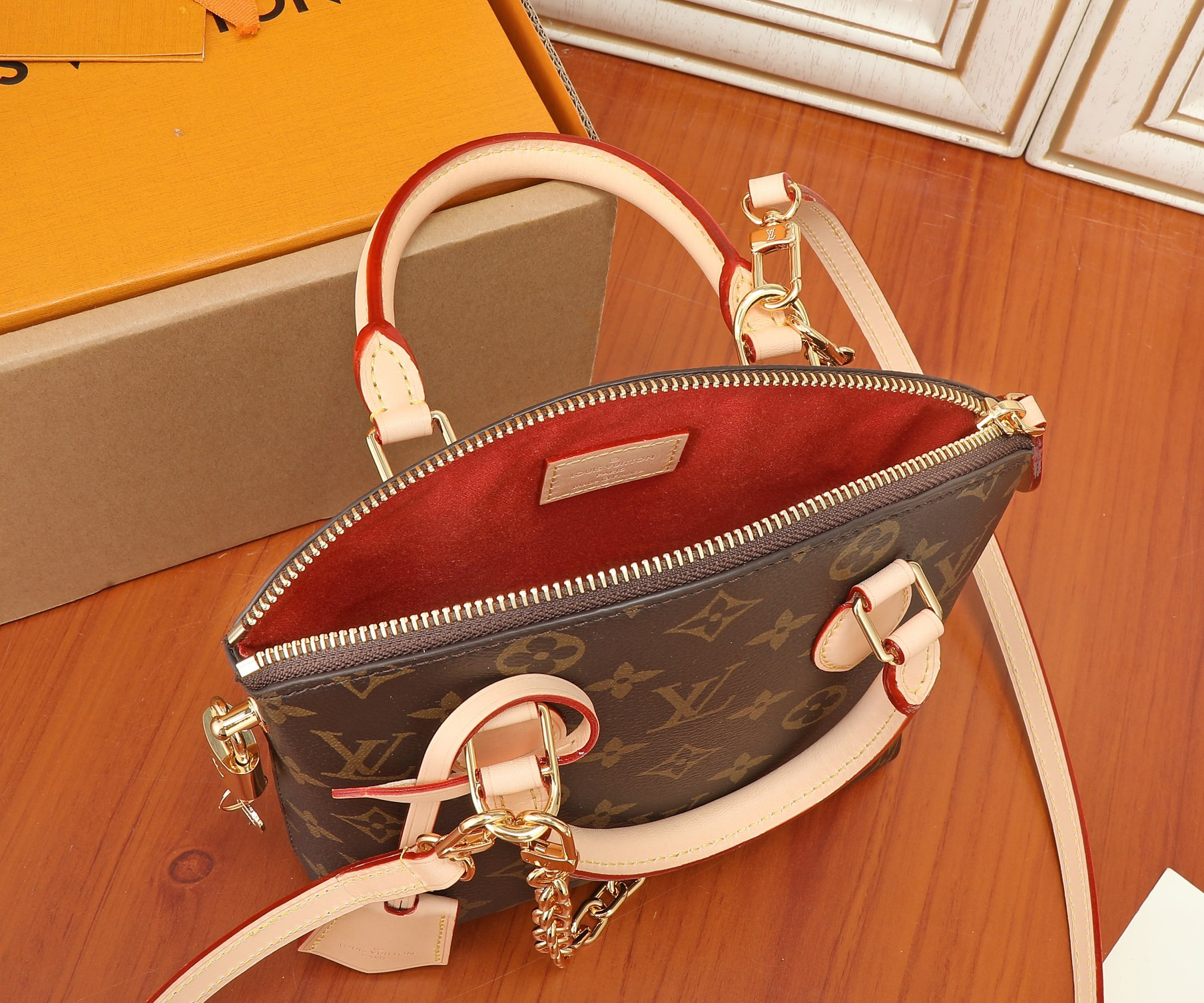 LV Lockit BB M12019 15x19x7CM
