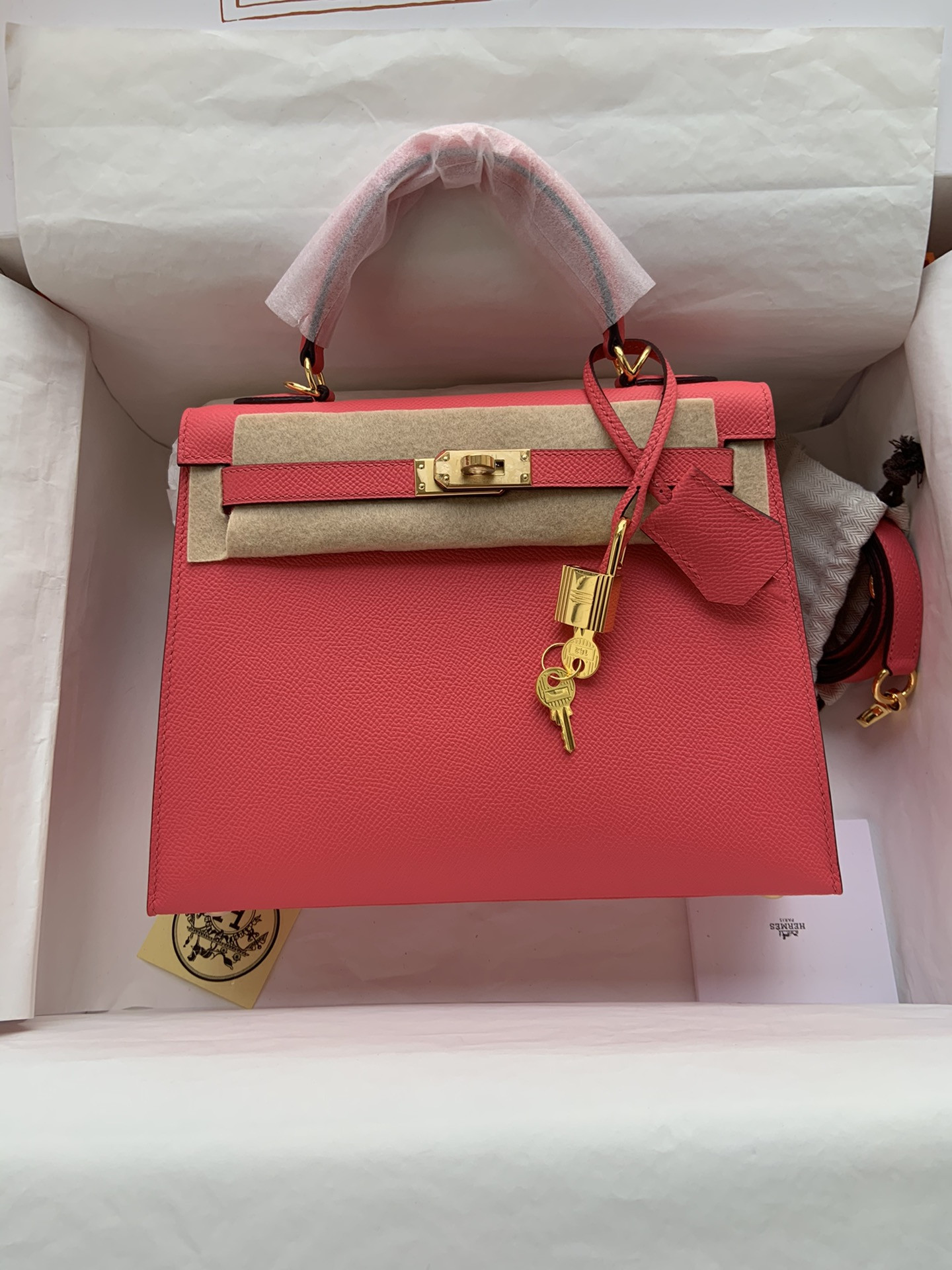 HERMÈS Kelly Gold-tone Hardware 25 28
