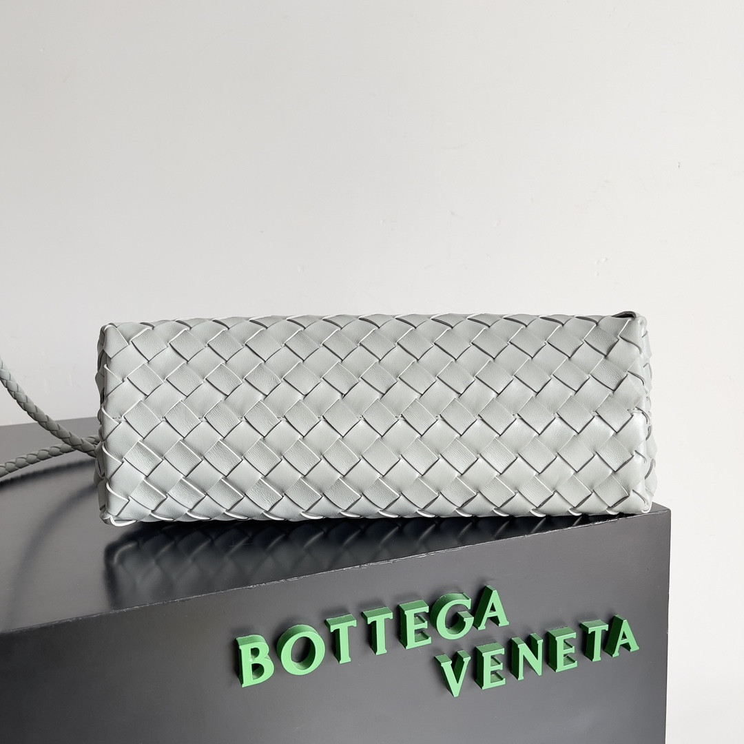 bo*te*ga Ve*ne*ta east-west andiamo 29x10x18cm