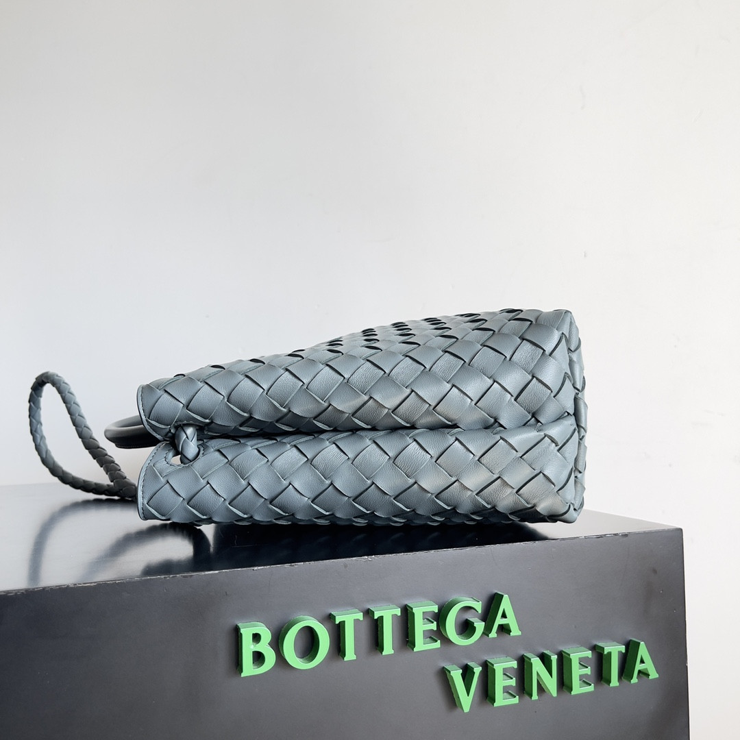 bo*te*ga Ve*ne*ta medium andiamo 32x25x11cm