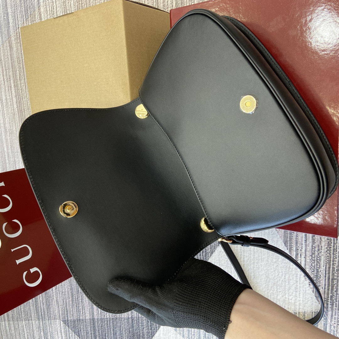 G*u*i blondie medium top handle bag 27x 17x 7cm