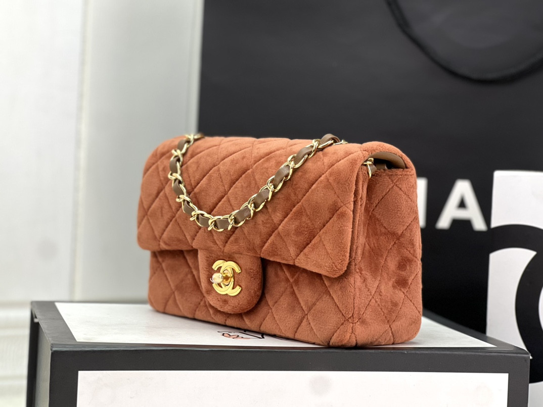 Ch*el classic flap bag 20cm