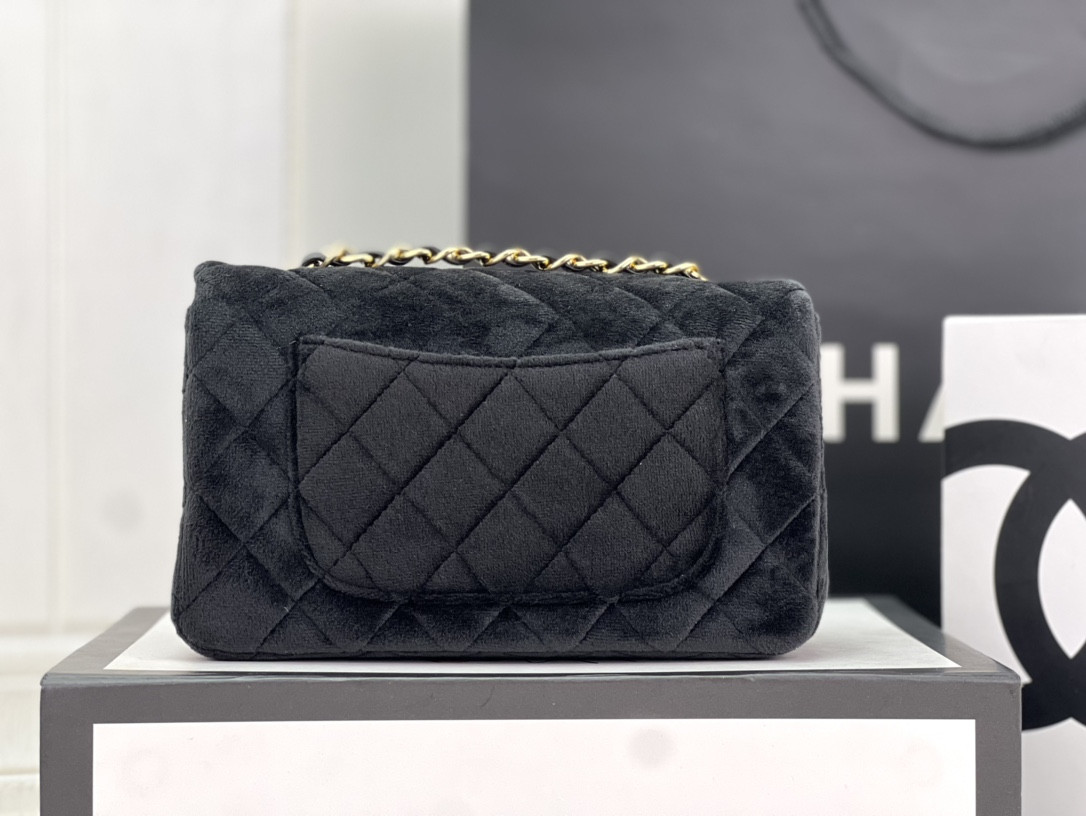 Ch*el classic flap bag 20cm