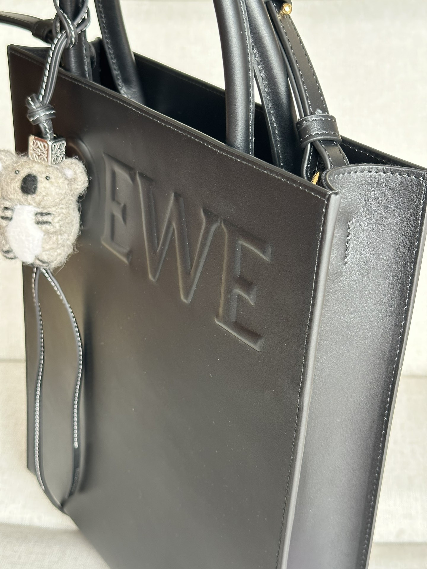 L0ew* standard a4 tote 28x7.5x36cm