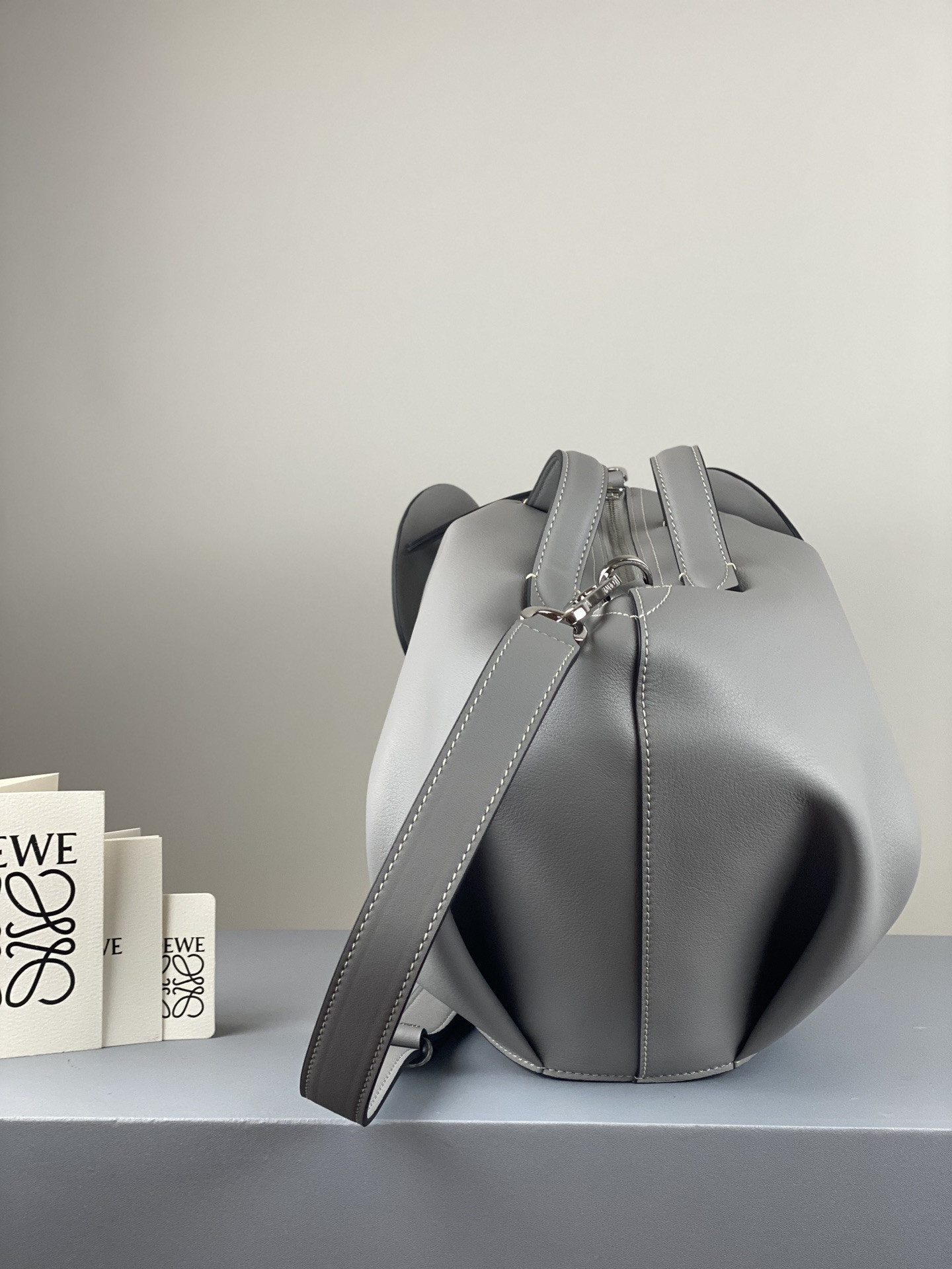 L0ew* large elephant bag 36x26.5x22cm