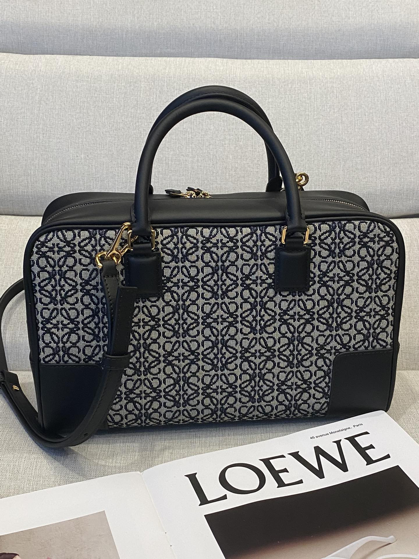 L0ew* amazona 28x18x11cm