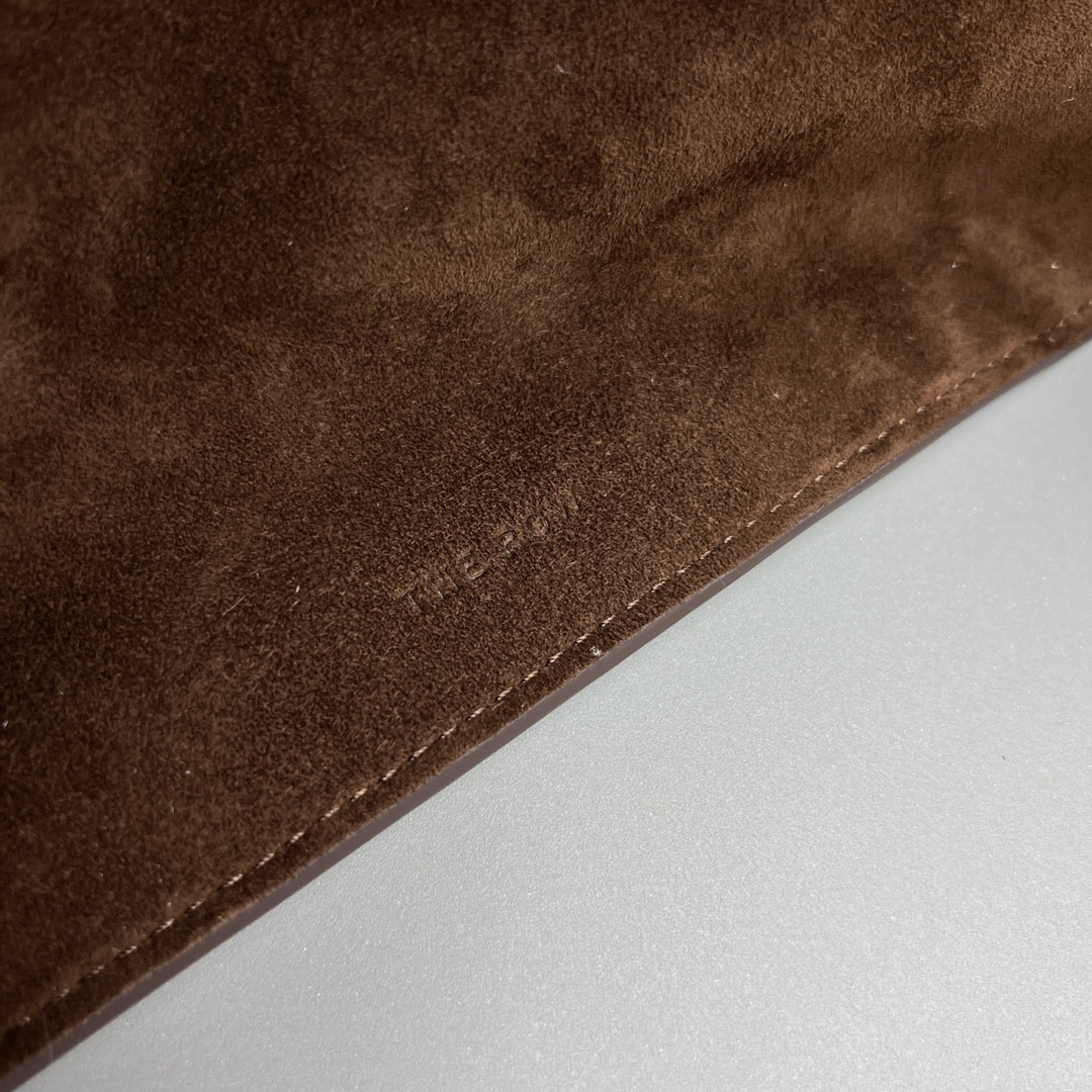 T*e R0w margaux 15   38.5x16x30cm