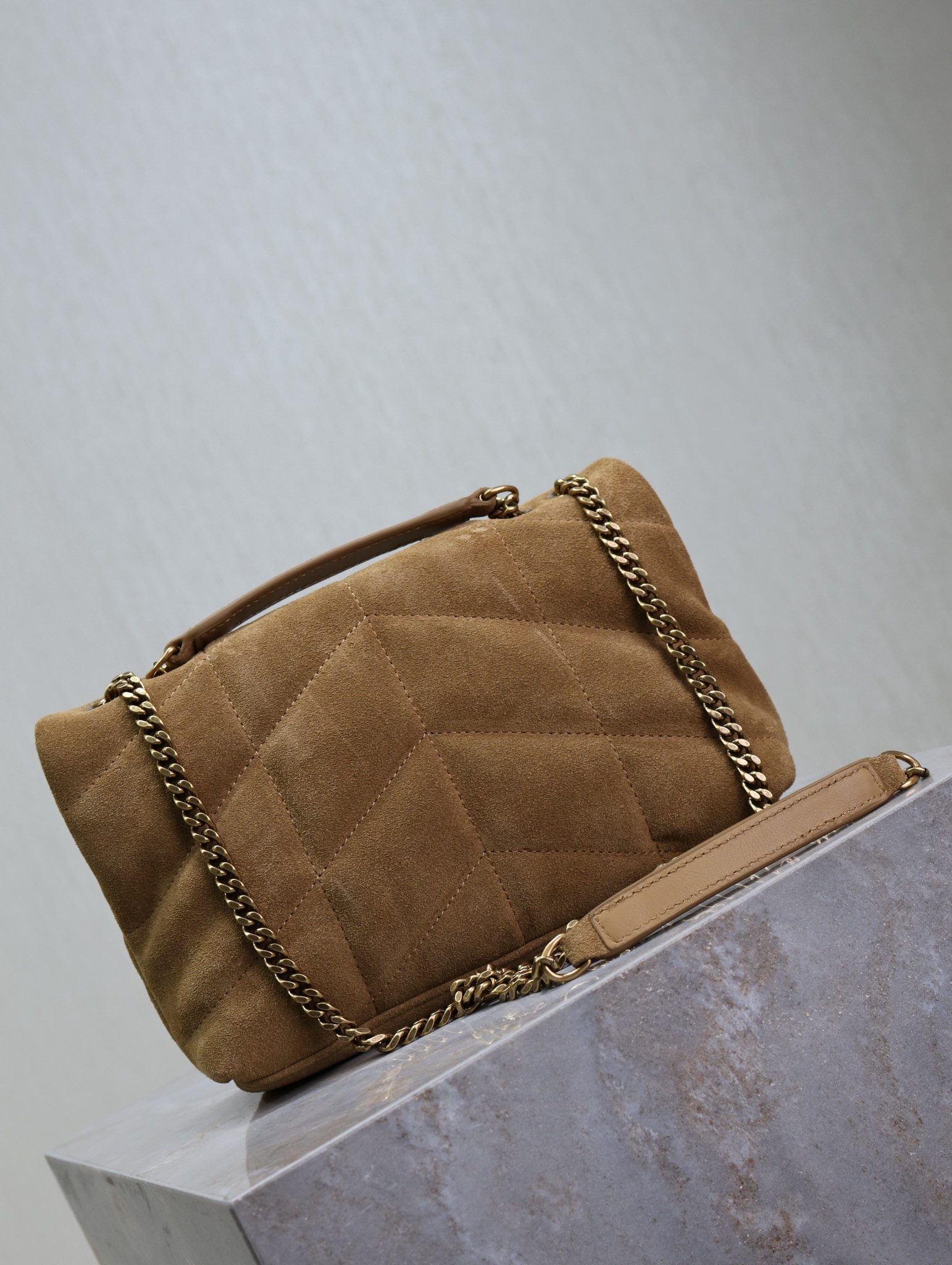 Y*L loulou mini puffer (suede)  23×15.5×8.5cm