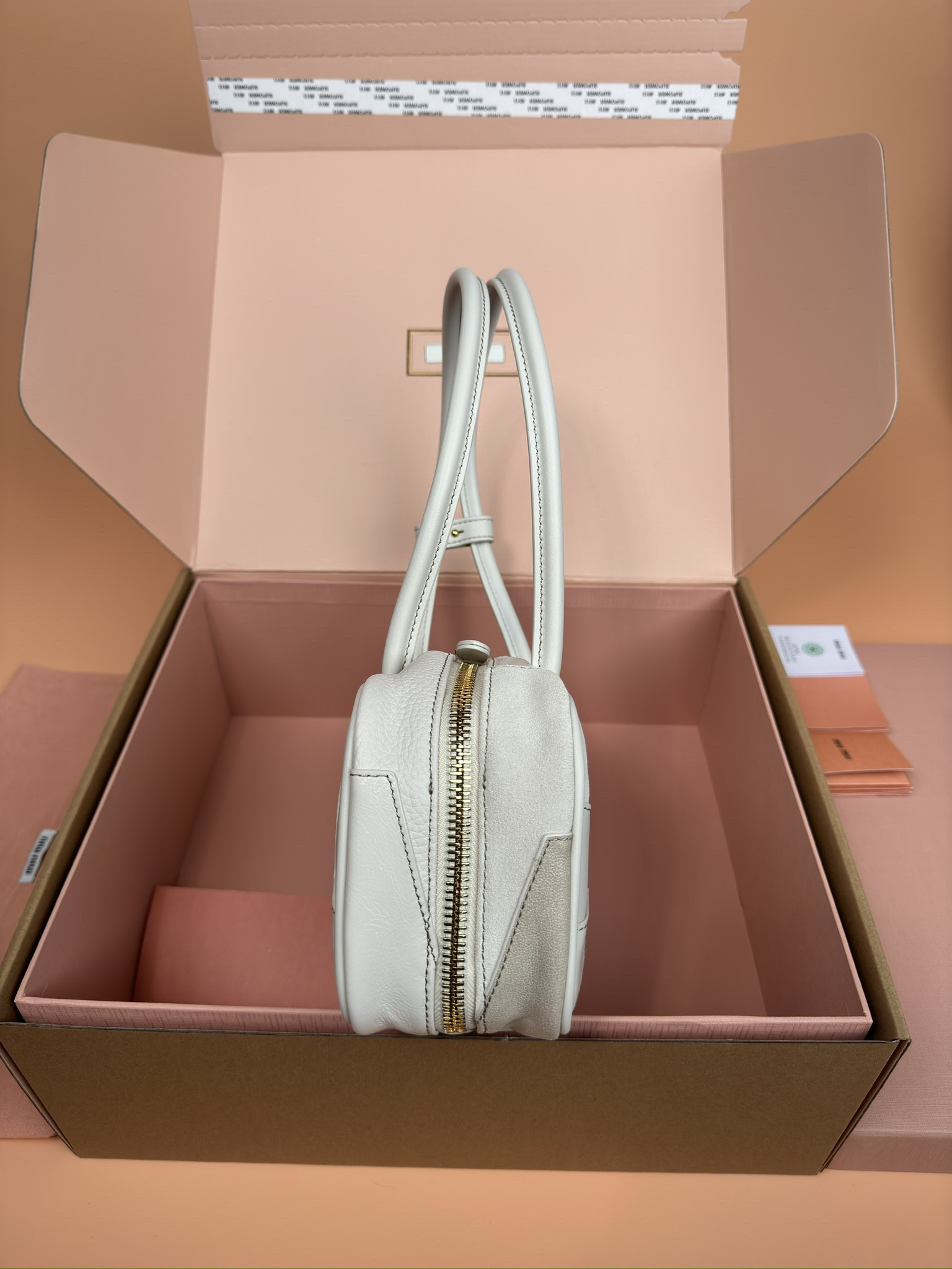 Miu Miu Leather Beau Bag 28×15×9cm