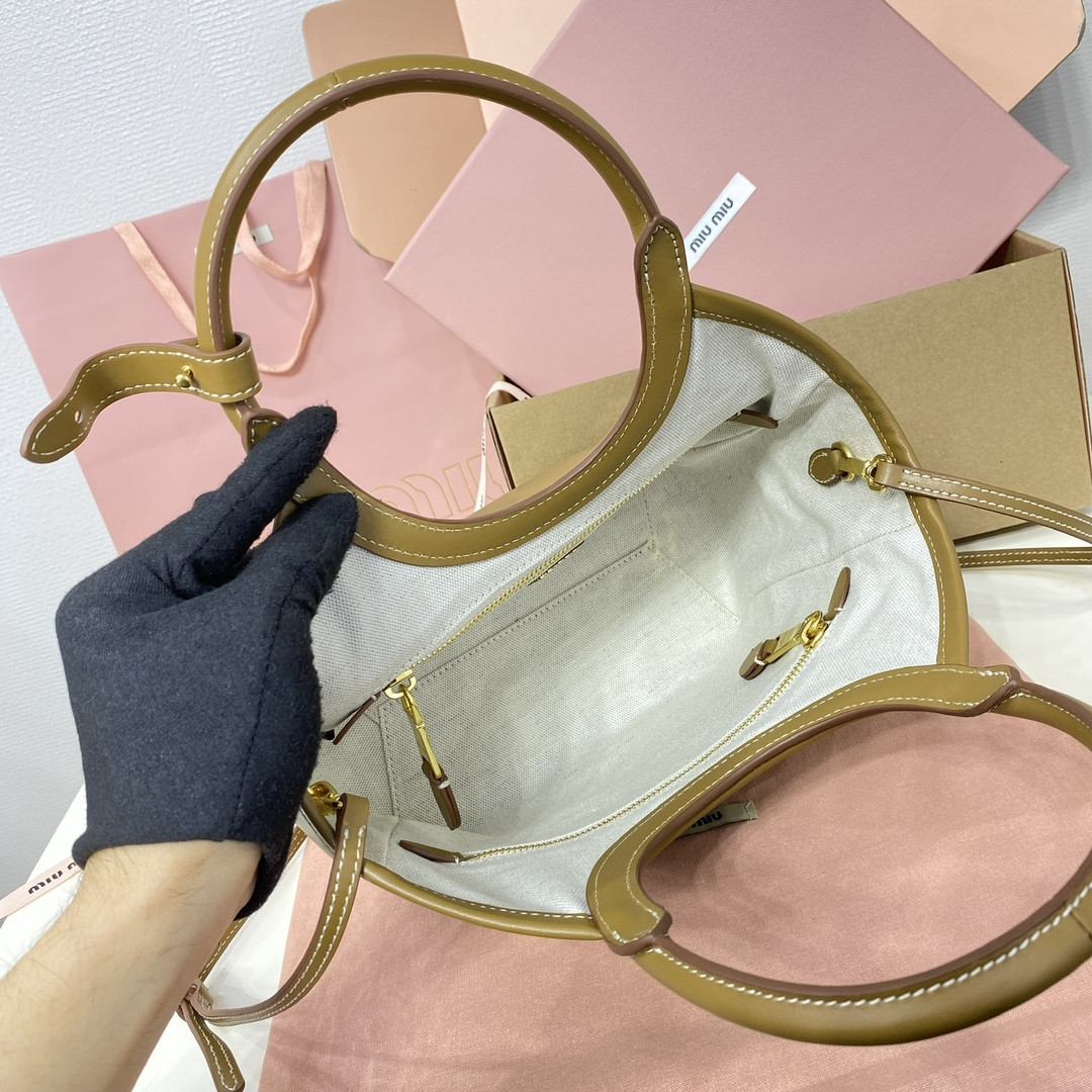 Miu Miu IVY leather bag 23.5x22x12cm