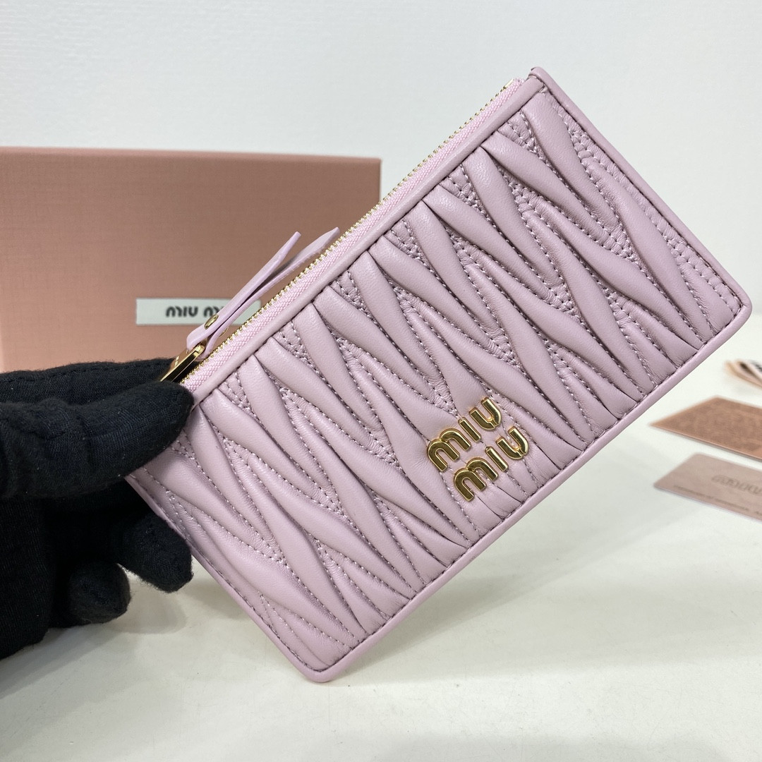 Miu Miu Matelassé nappa leather card holder 8X15cm