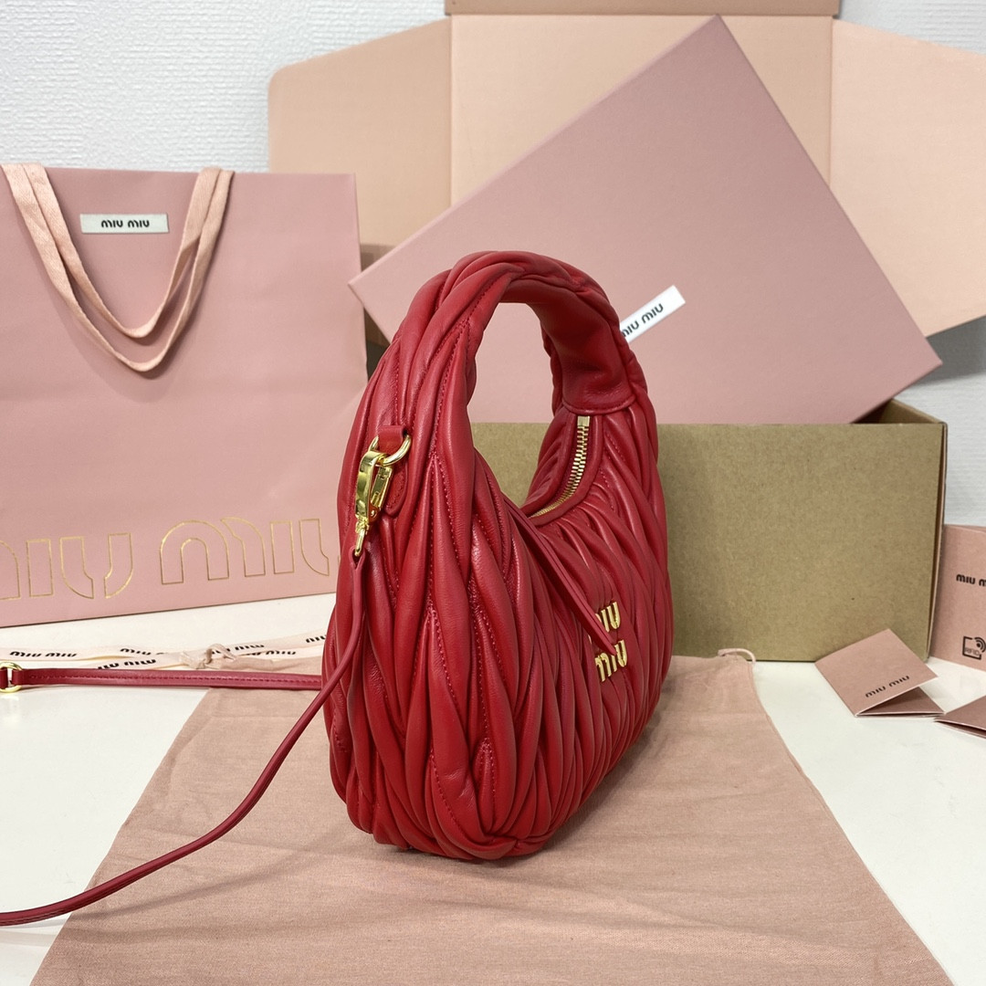 Miu Miu Wander matelassé nappa leather hobo bag 17x20x6cm