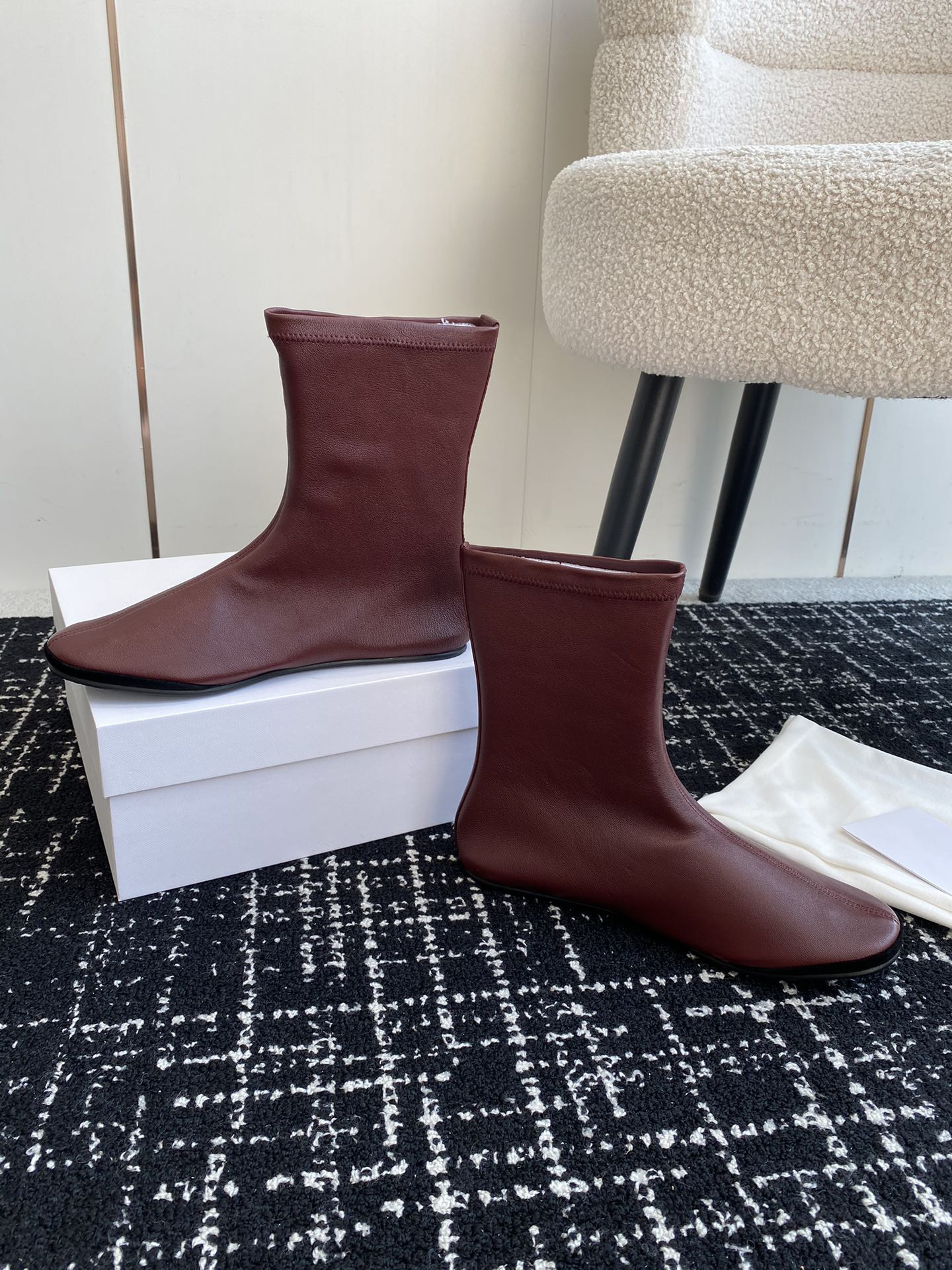 ua T*e R0w boot