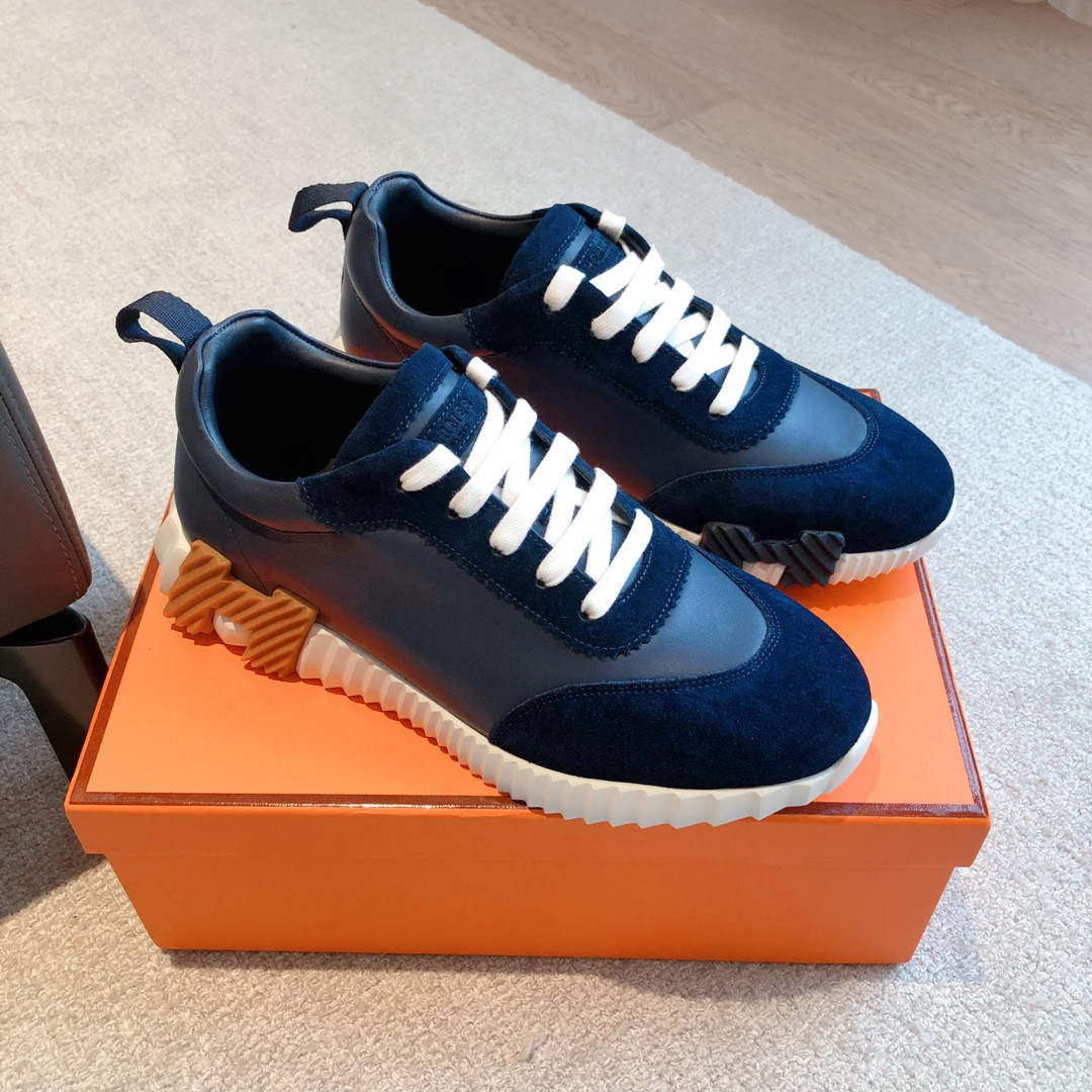 ua H**me5 bouncing sneaker